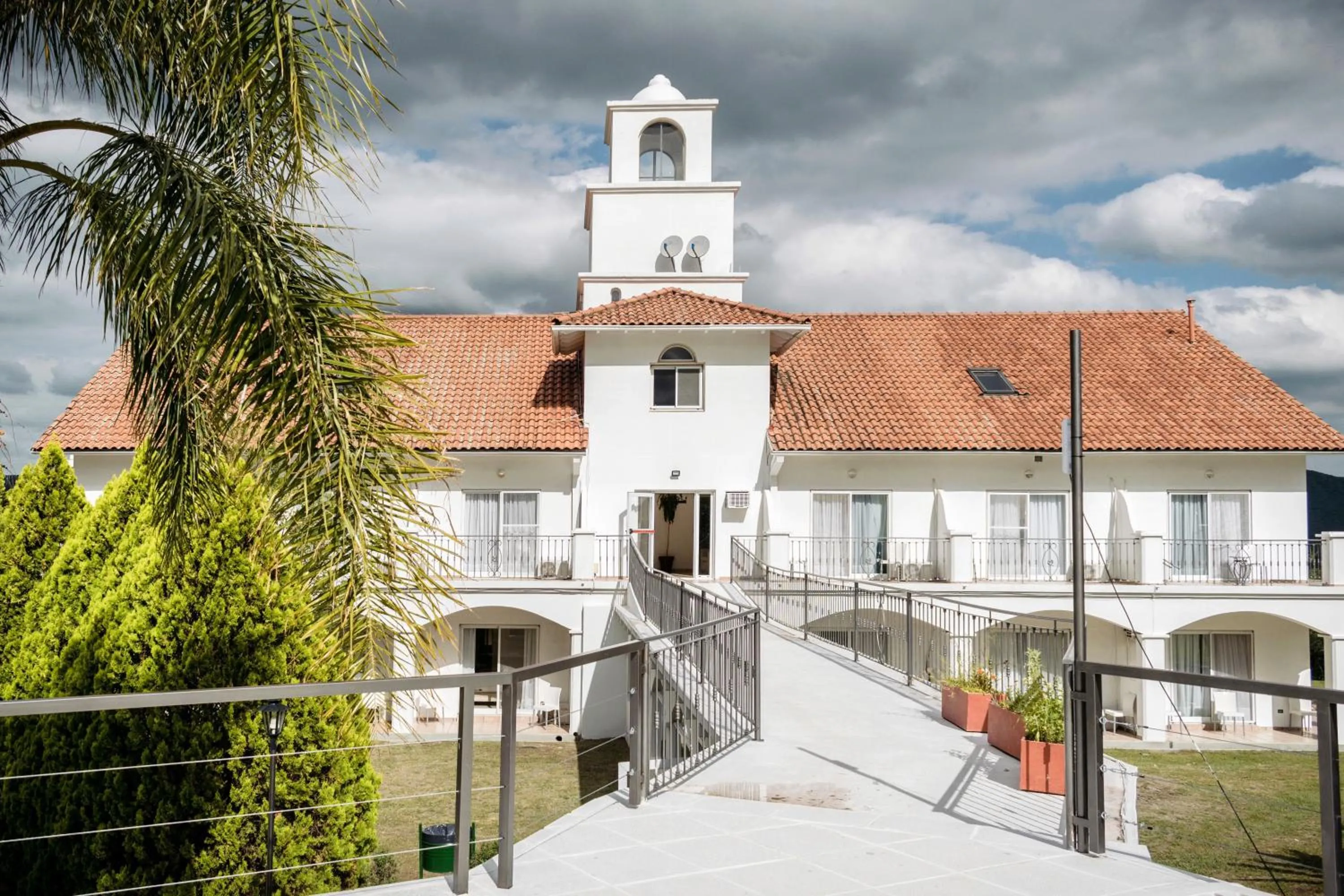 Property building in La Posada Del Qenti