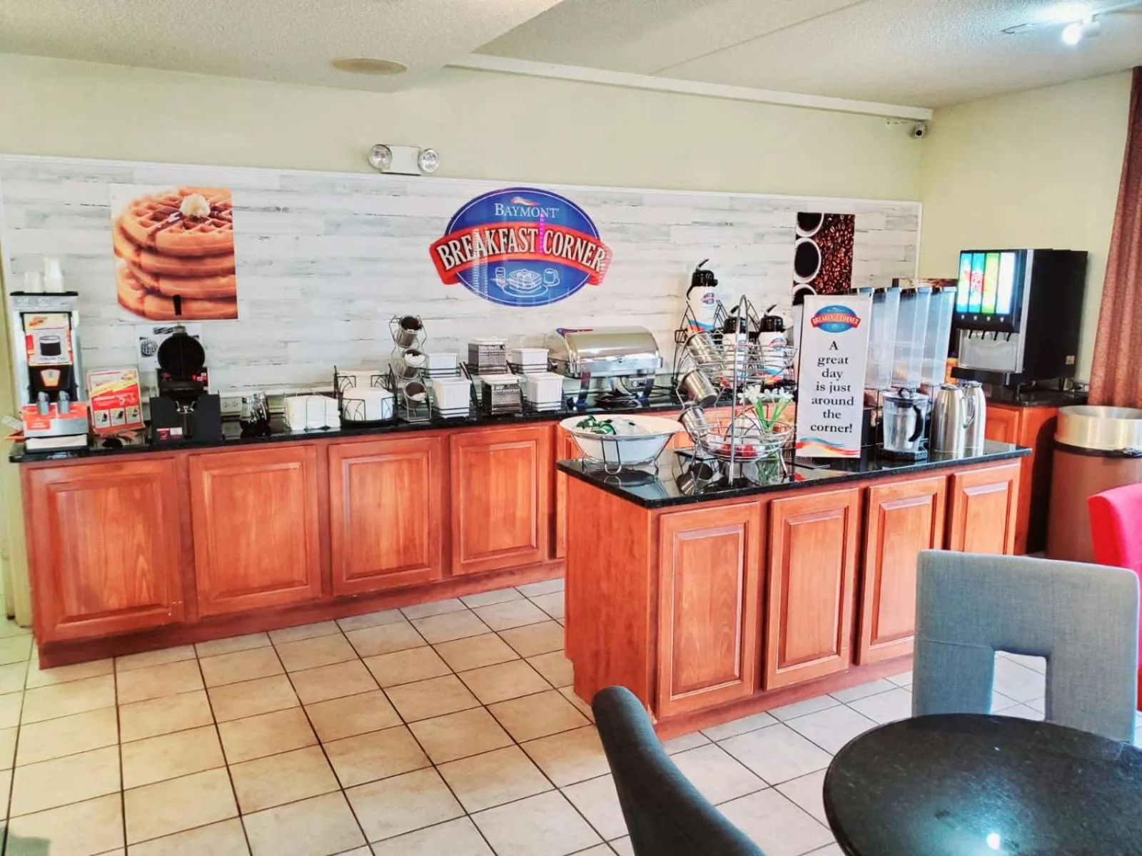 Breakfast in Baymont by Wyndham Canton