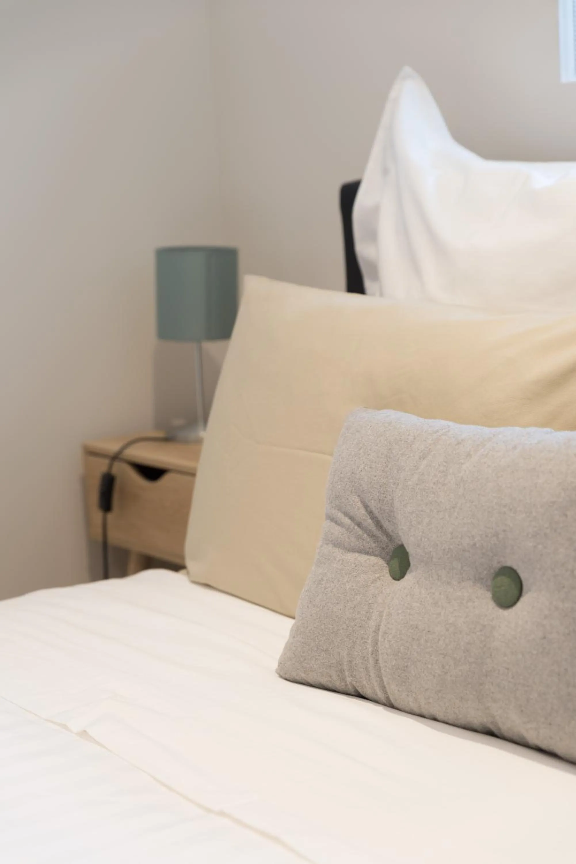 Bed in Tasha's Apartments on Morphett