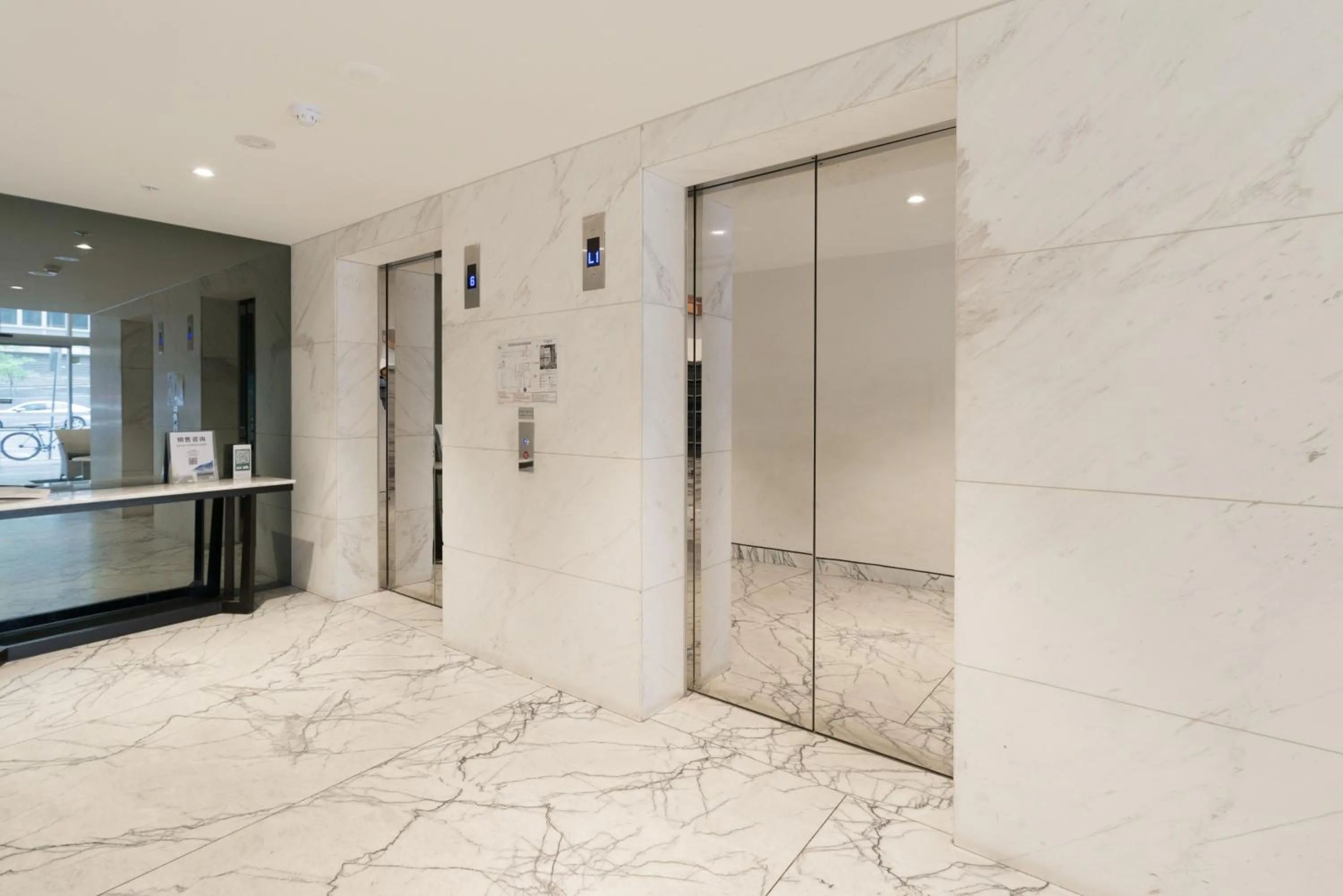 Tasha's Apartments on Morphett