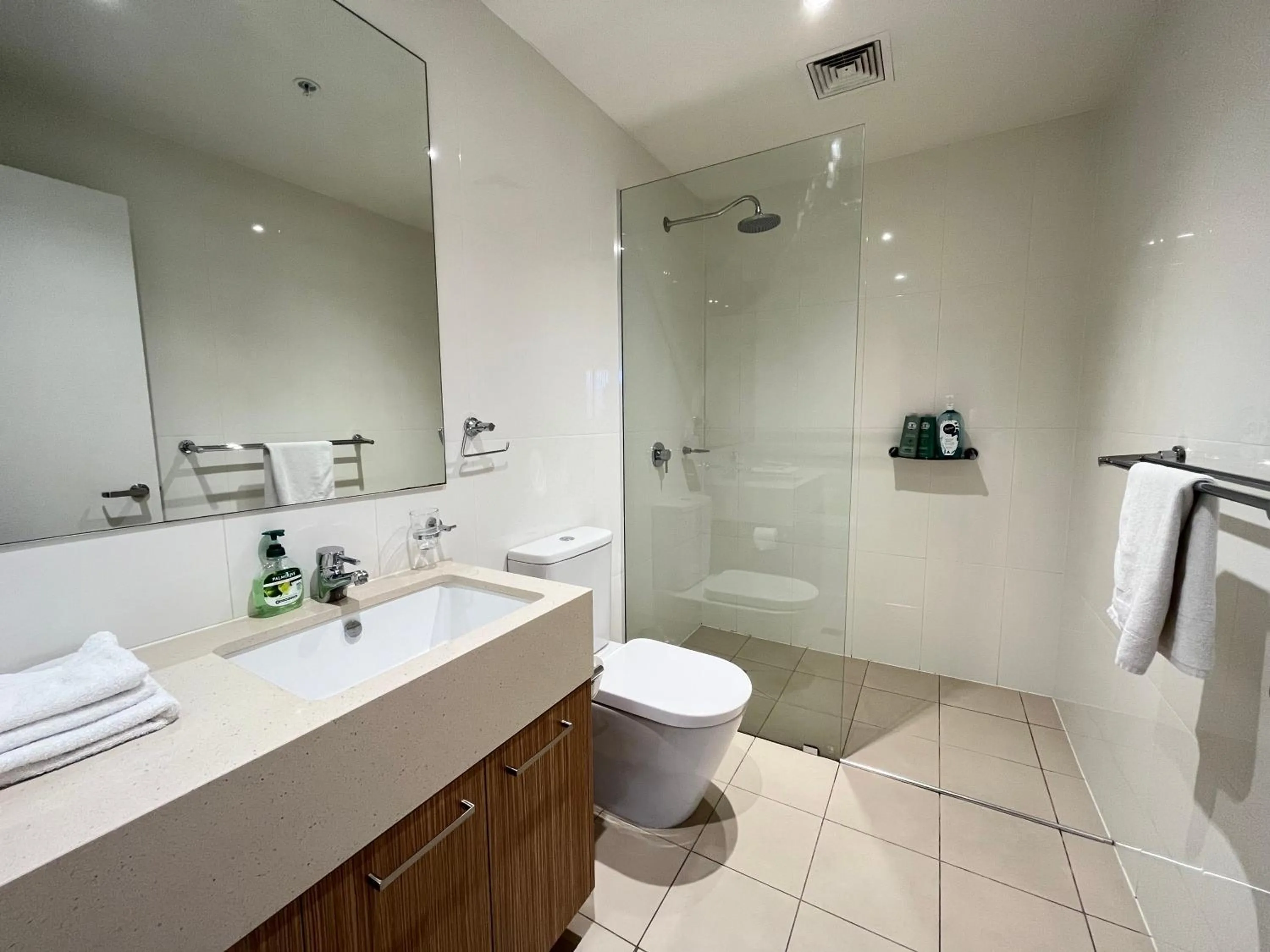 Tasha's Apartments on Morphett