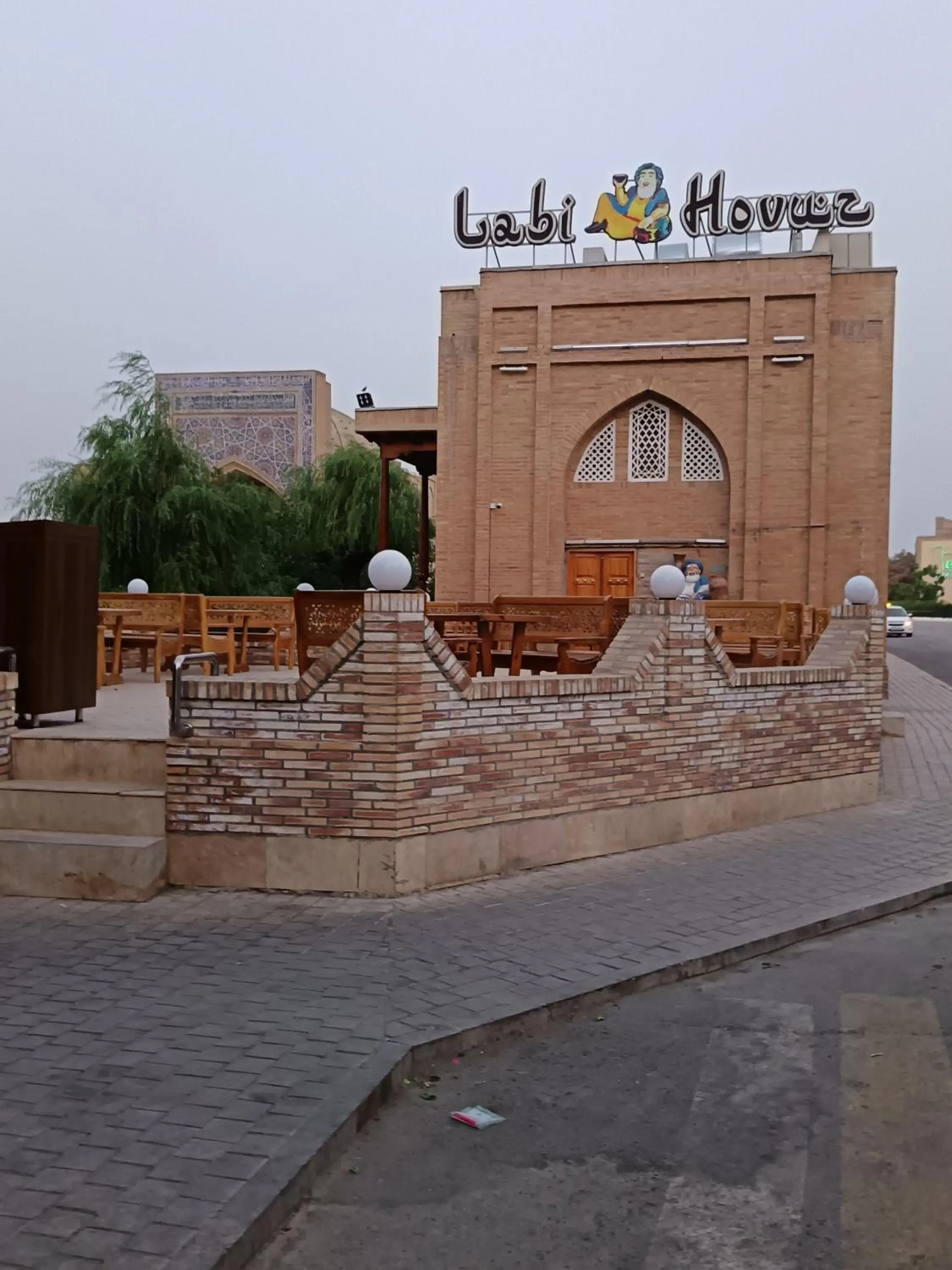 Property building in Best Hotel Nasriddin Navruz 1 Minut way till Old City