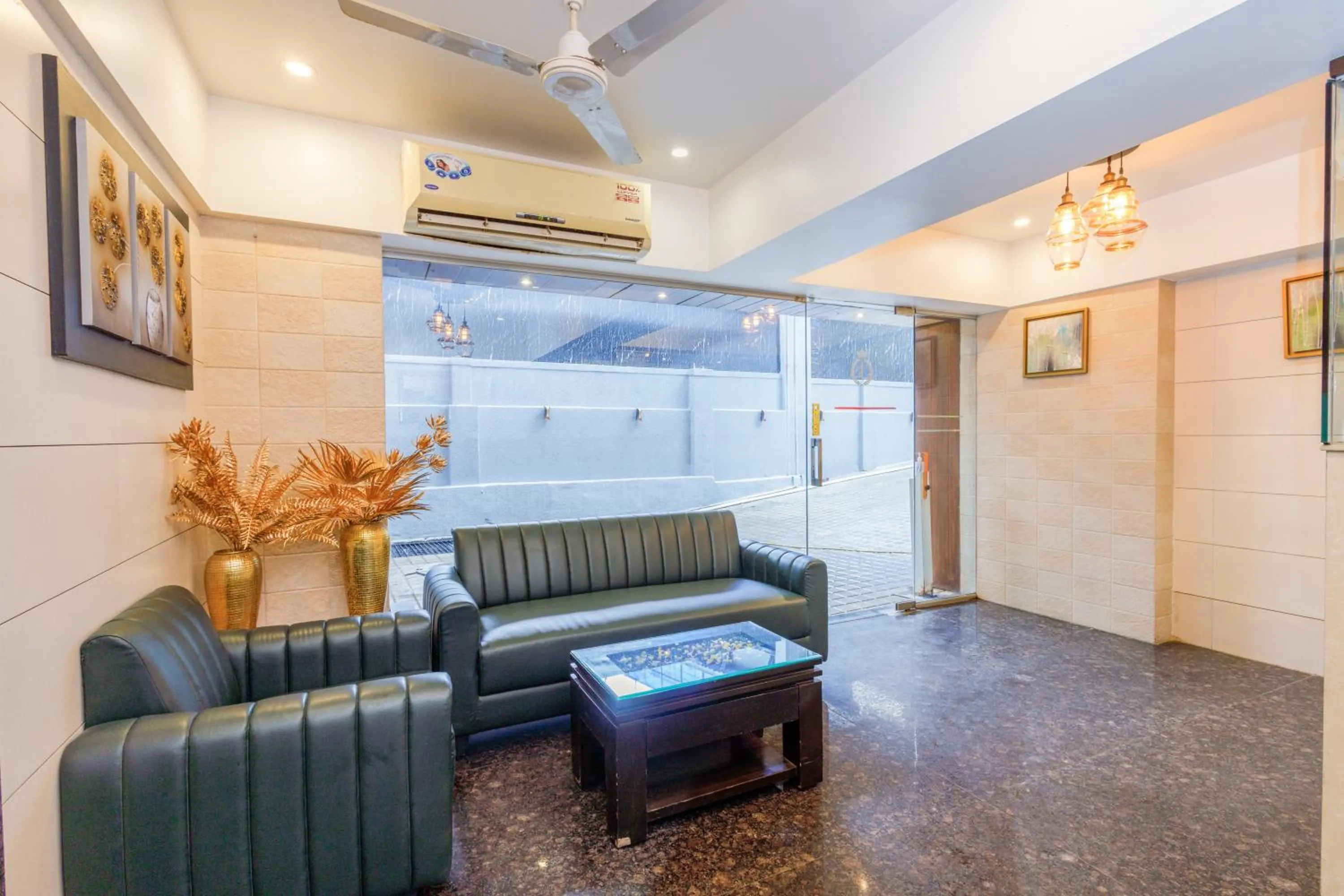 Lobby or reception in J Hotel - J ESVI