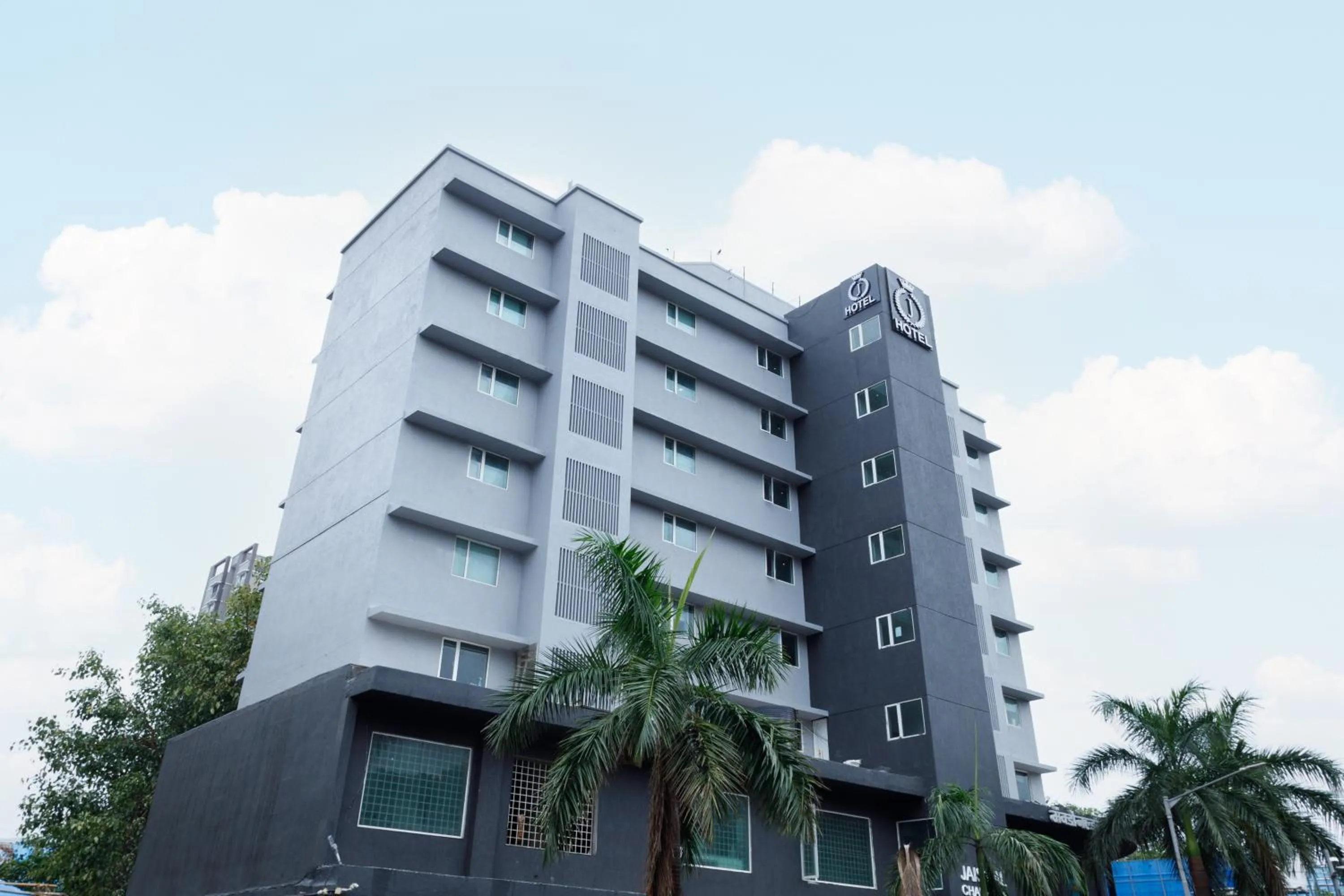 Property building in J Hotel - J ESVI