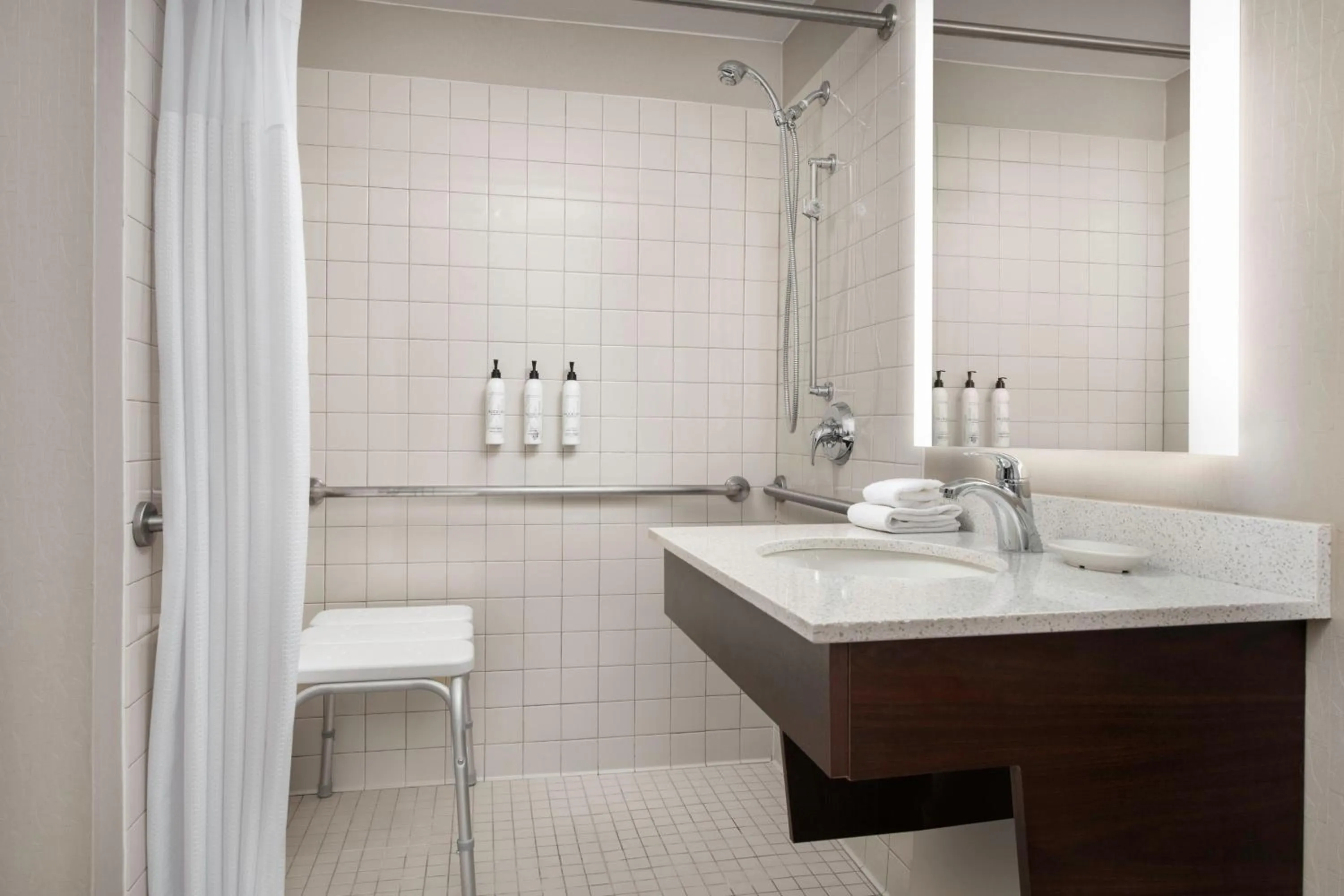 Bathroom in SpringHill Suites Dallas Addison/Quorum Drive