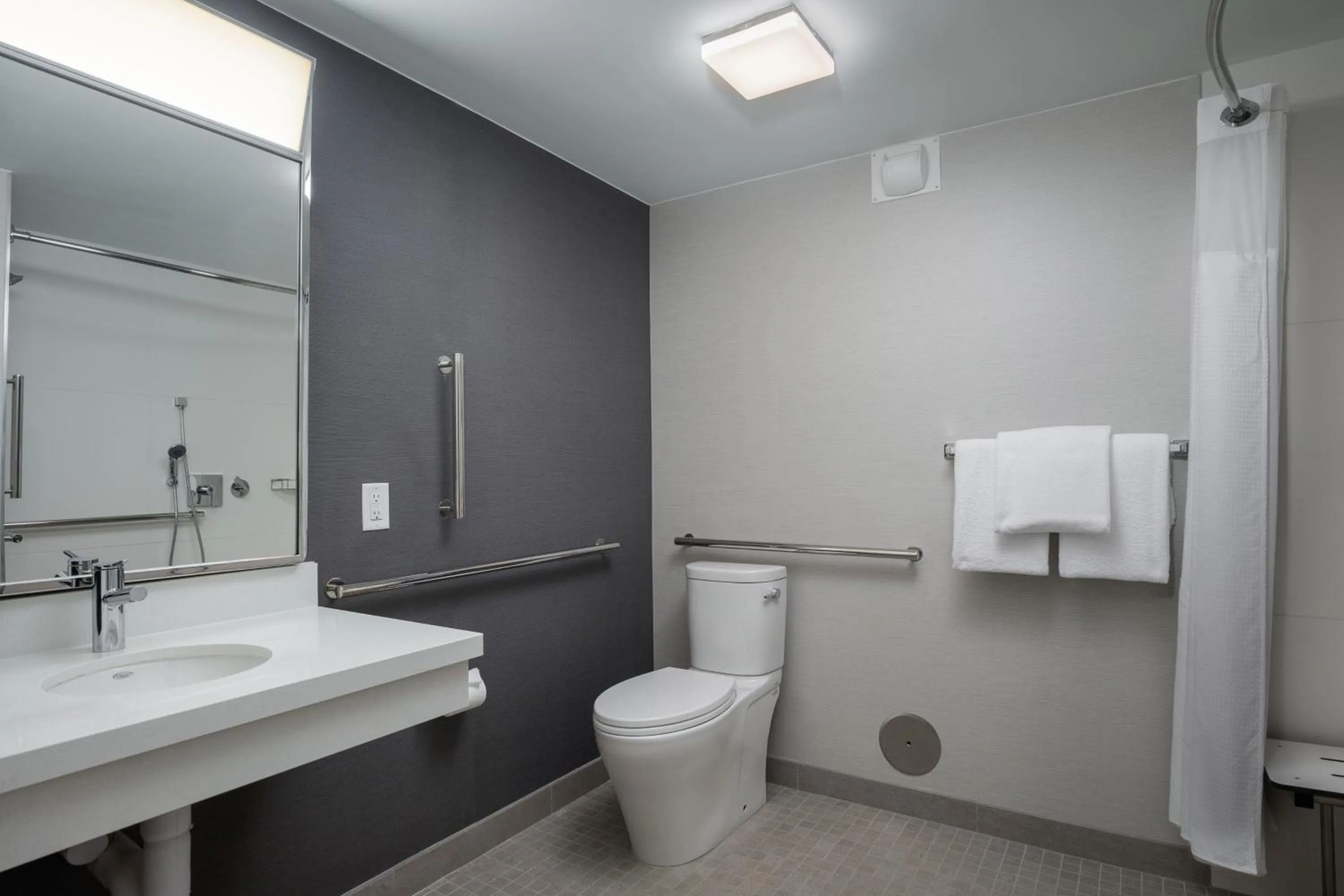 Bathroom in Courtyard Denver Tech Center