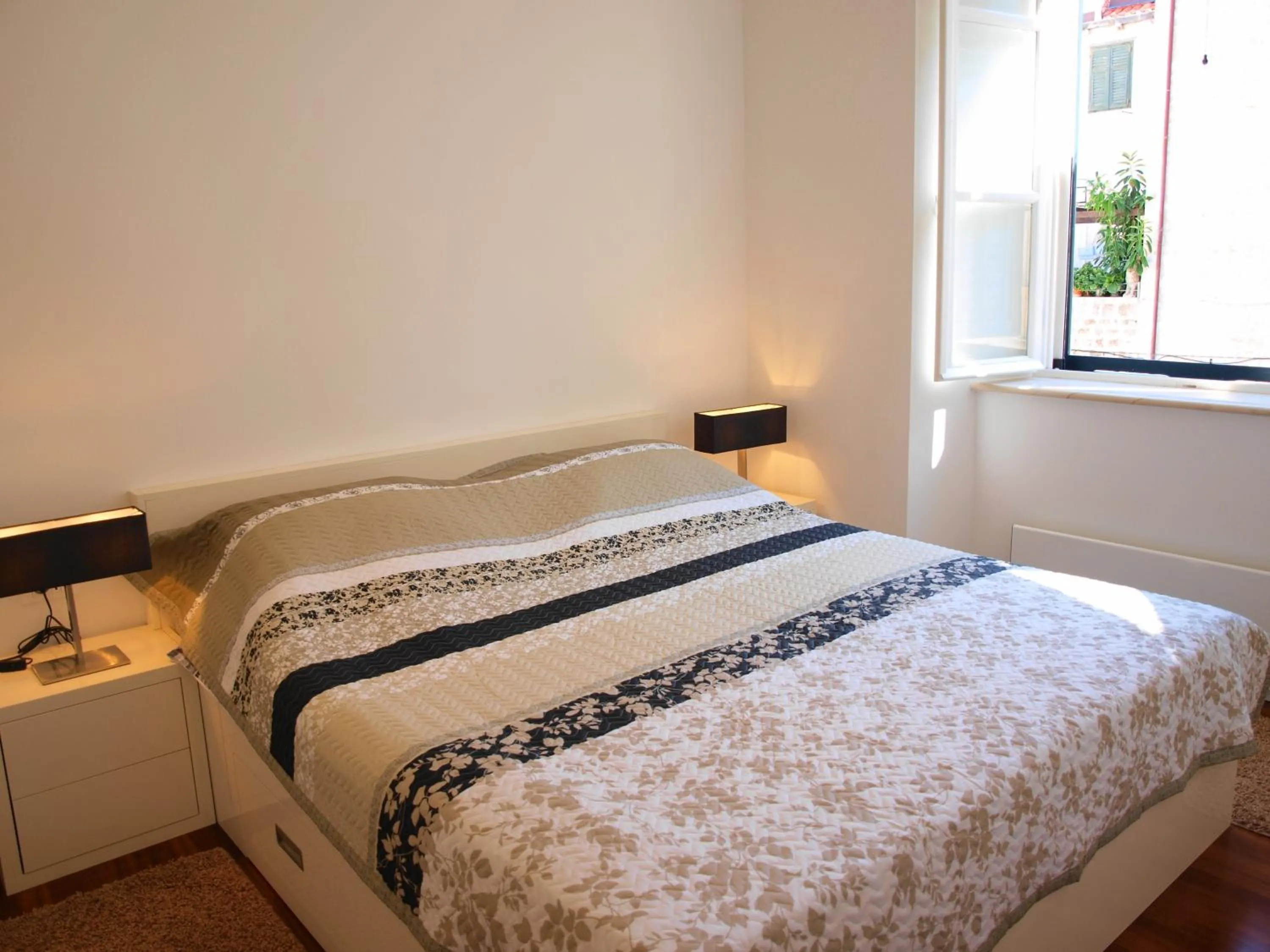 Bed in Miró Studio Apartments Dubrovnik