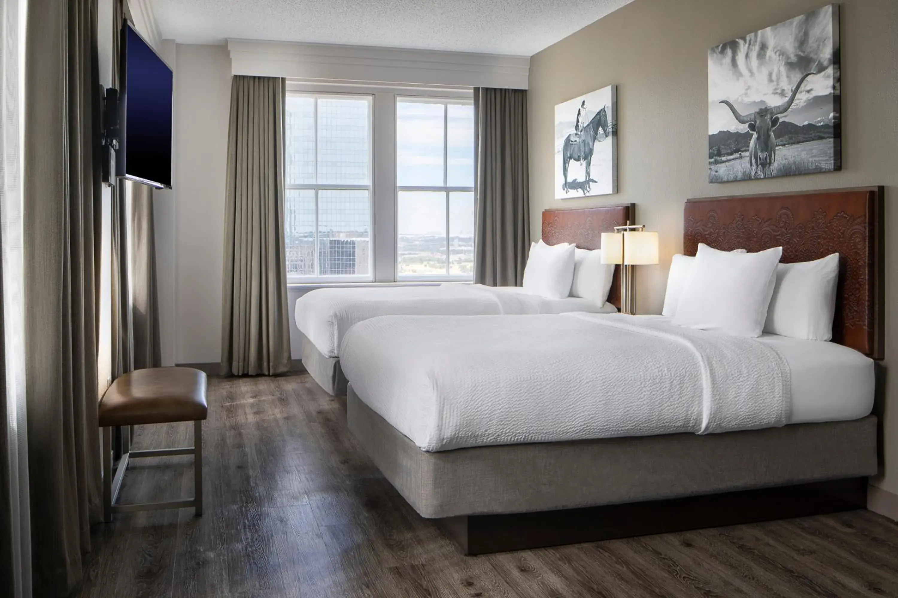 Queen Room with Two Queen Beds and Adapted Tub - Mobility and Hearing Accessible in Courtyard Fort Worth Downtown/Blackstone Queen Room with Two Queen Beds and Adapted Tub - Mobility and Hearing Accessible in Courtyard Fort Worth Downtown/Blackstone