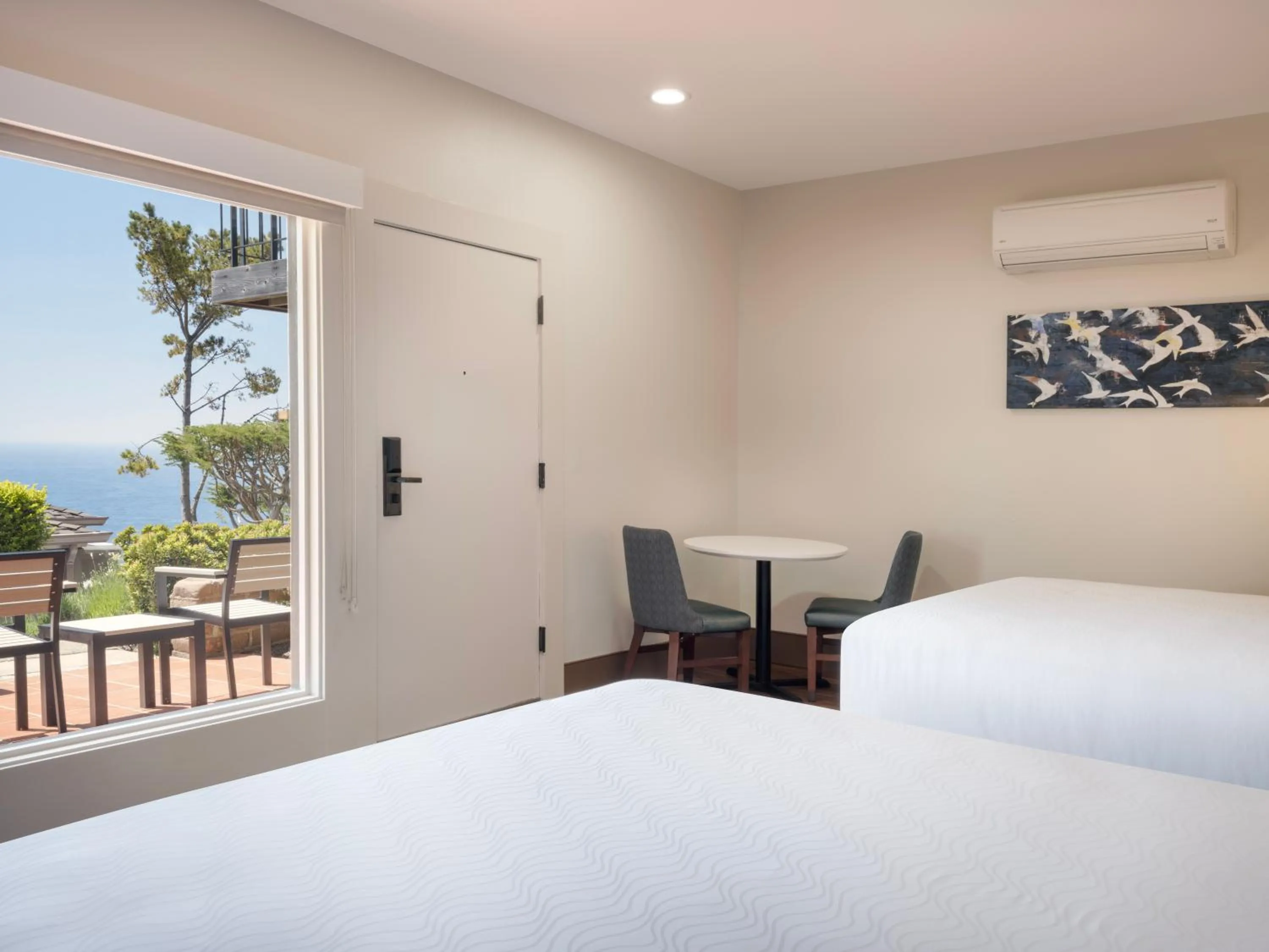 Bed in Hyatt Carmel Highlands