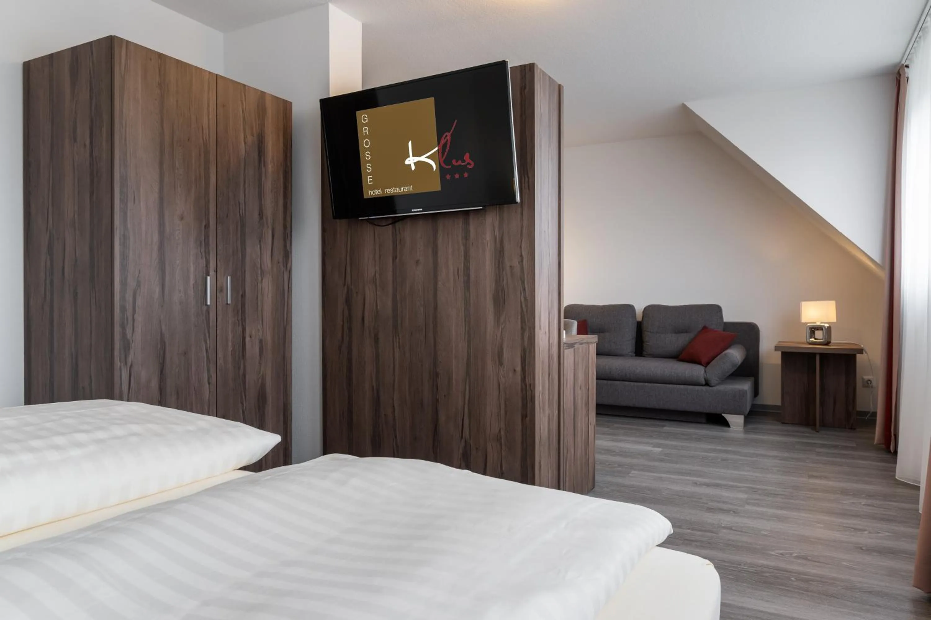 Bedroom, Bed in Hotel Grosse Klus