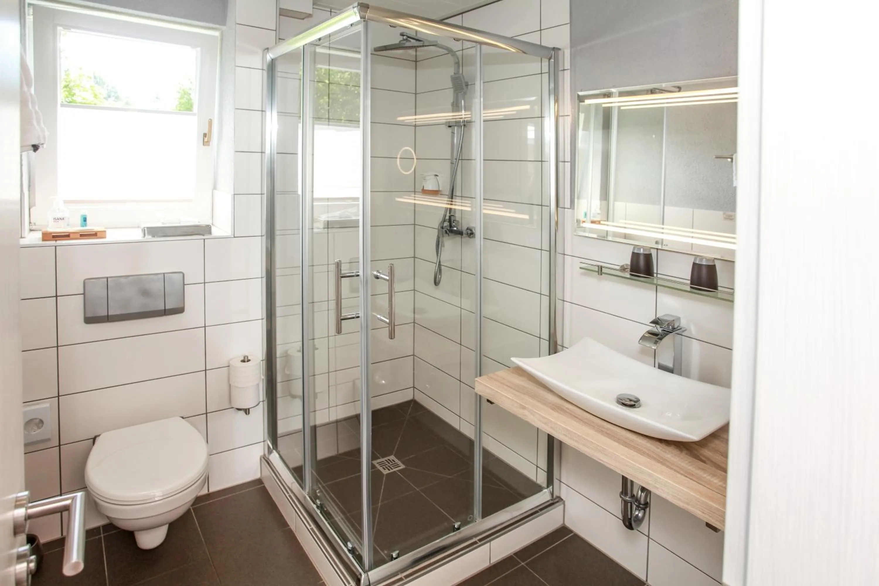 Shower in Hotel Brunnenbach