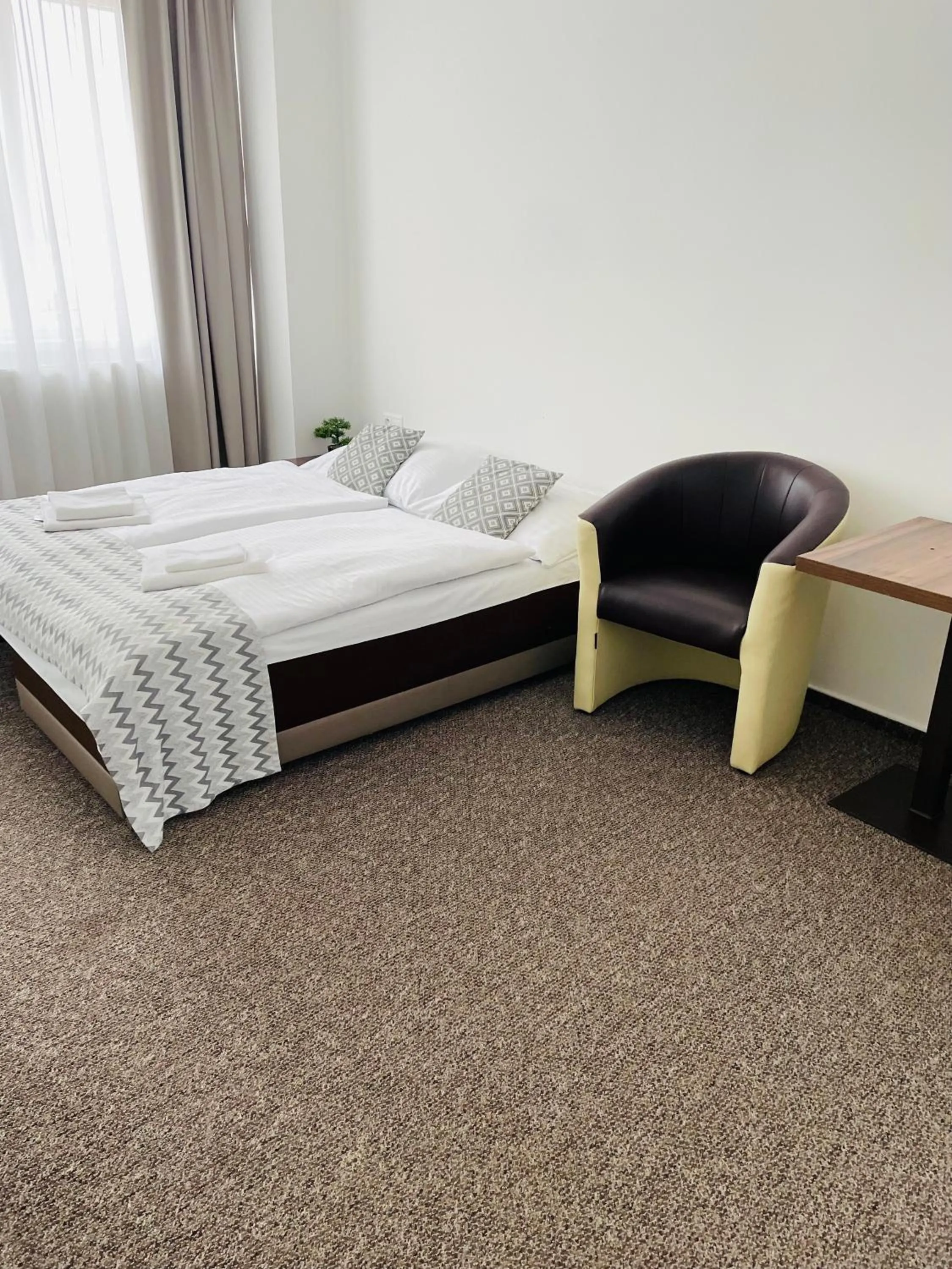 Photo of the whole room, Bed in Hotel Slanica