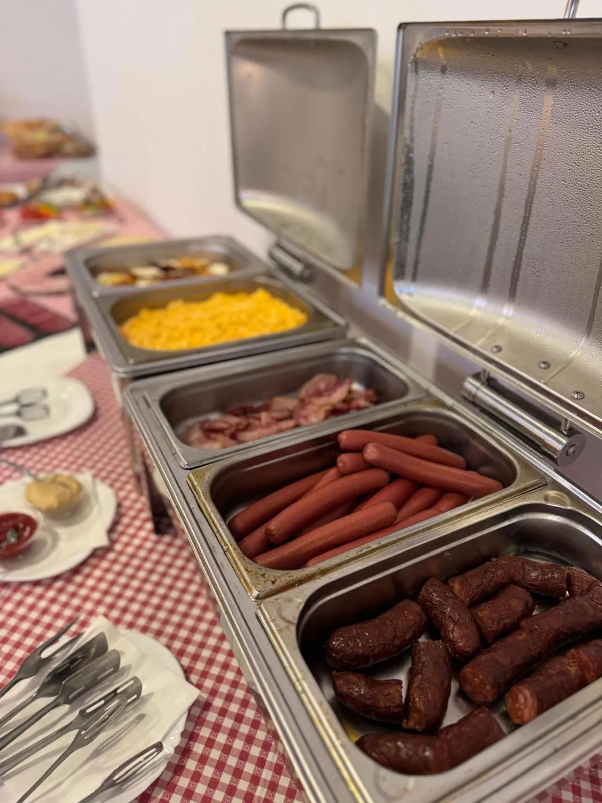 Breakfast in Hotel Slanica