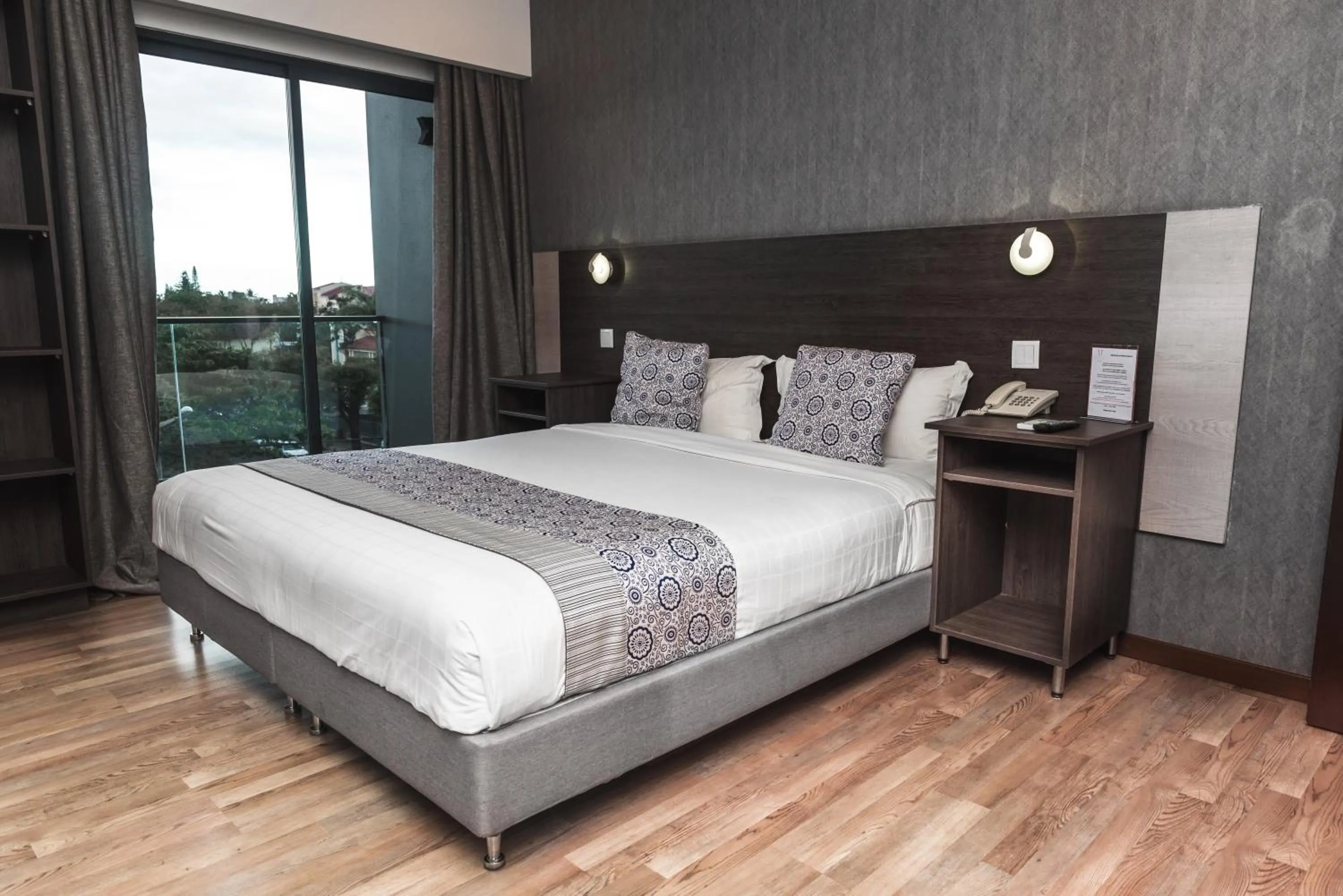 View (from property/room), Bed in Hotel Kapital