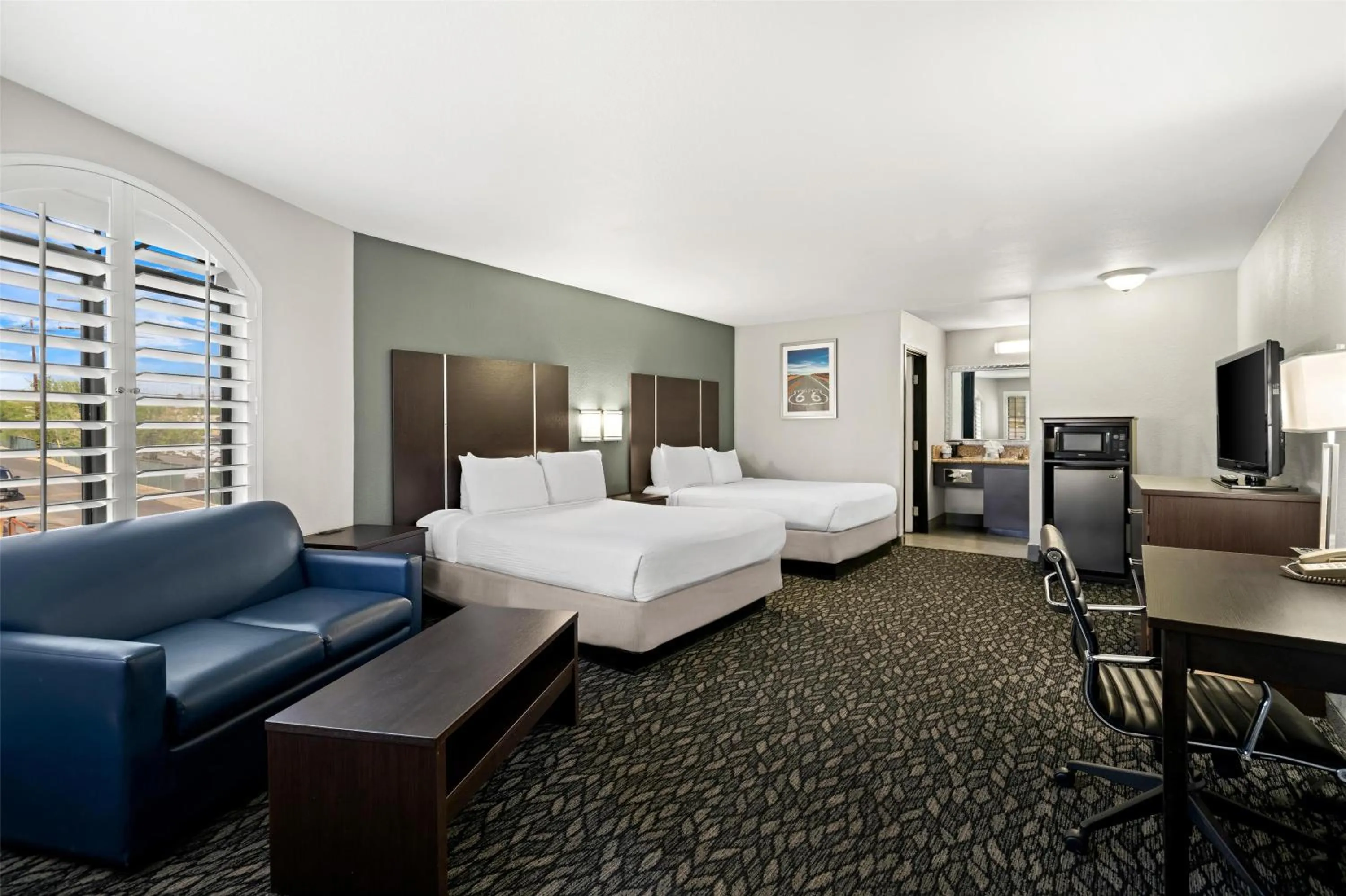 Bedroom, Bed in Best Western Desert Villa Inn