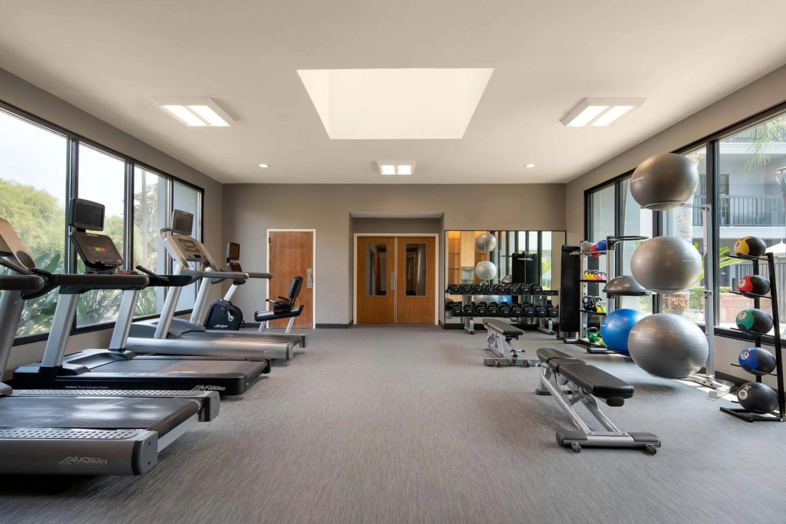 Fitness centre/facilities in Courtyard by Marriott Fresno