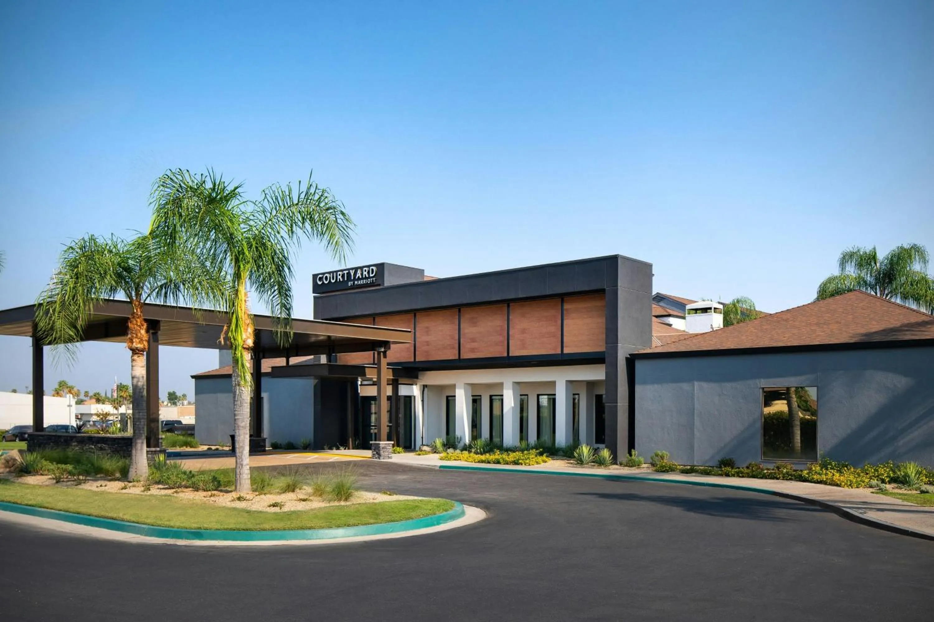 Property building in Courtyard by Marriott Fresno