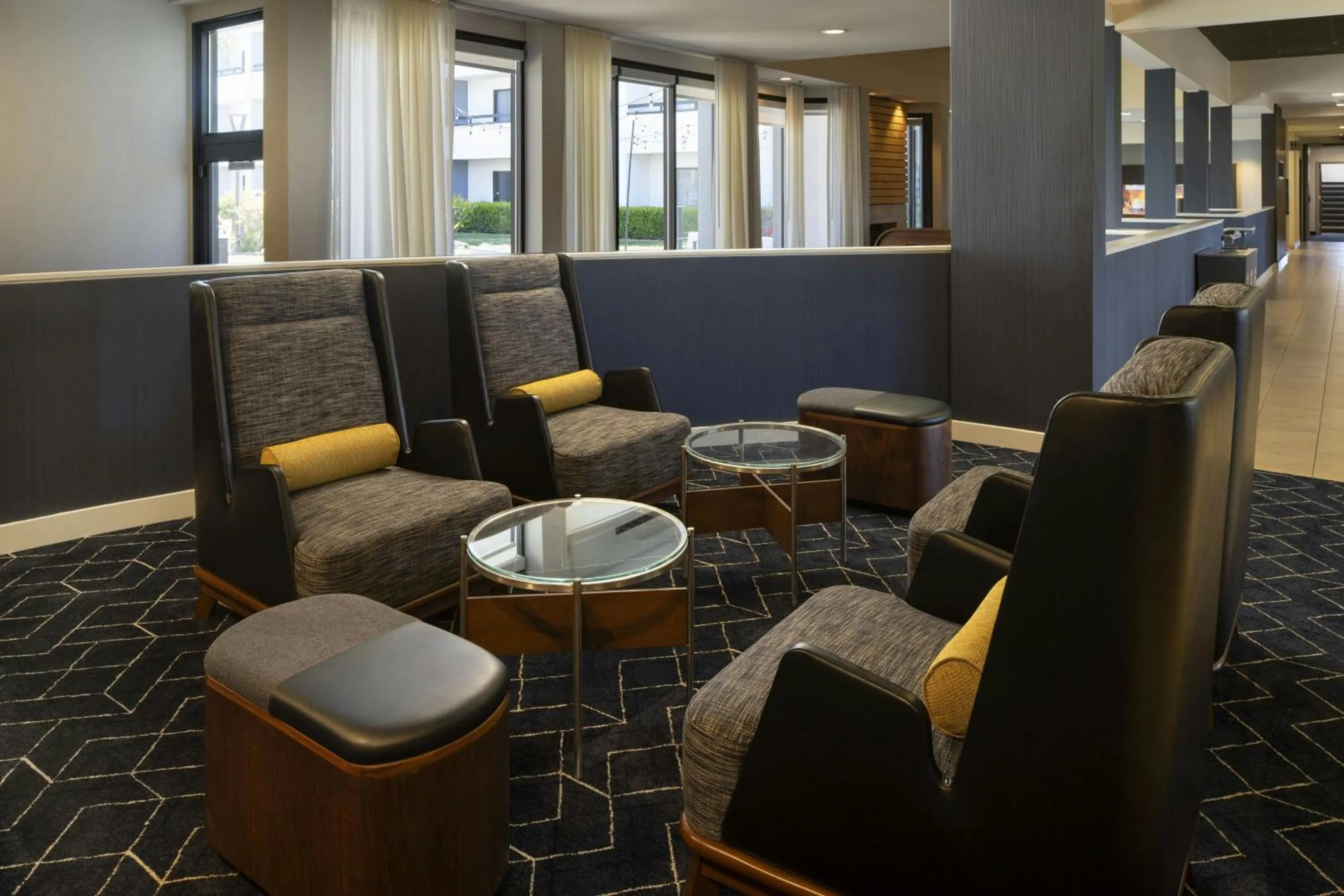 Lobby or reception in Courtyard by Marriott Fresno