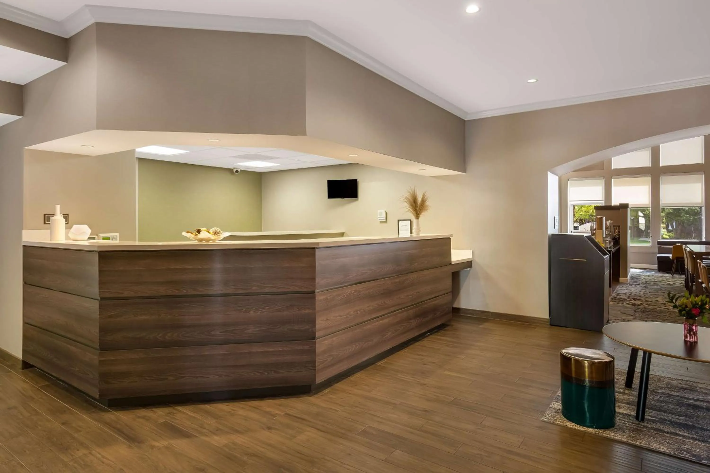 Lobby or reception in Sonesta ES Suites Parsippany Morris Plains