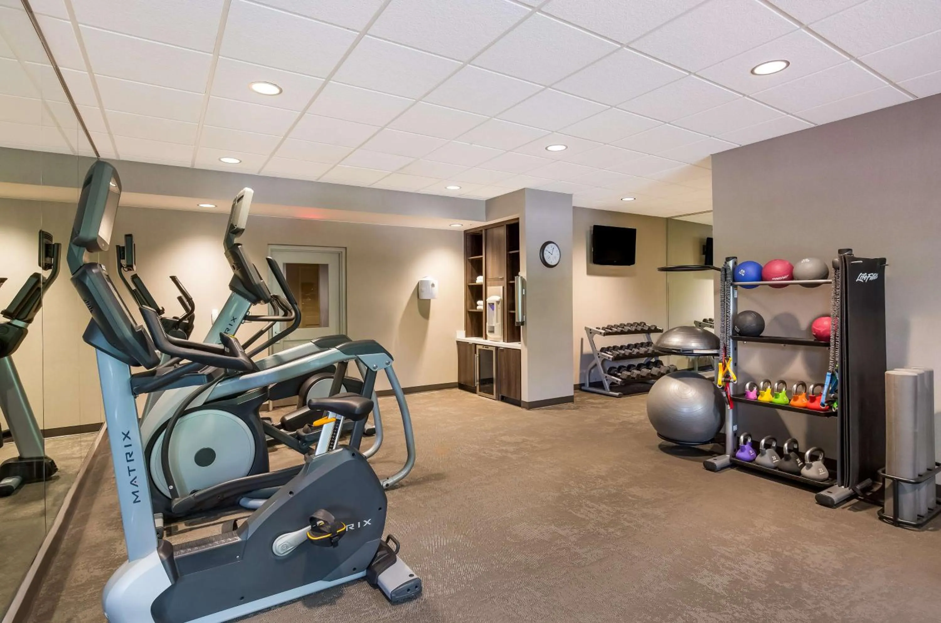 Fitness centre/facilities in Sonesta ES Suites Parsippany Morris Plains