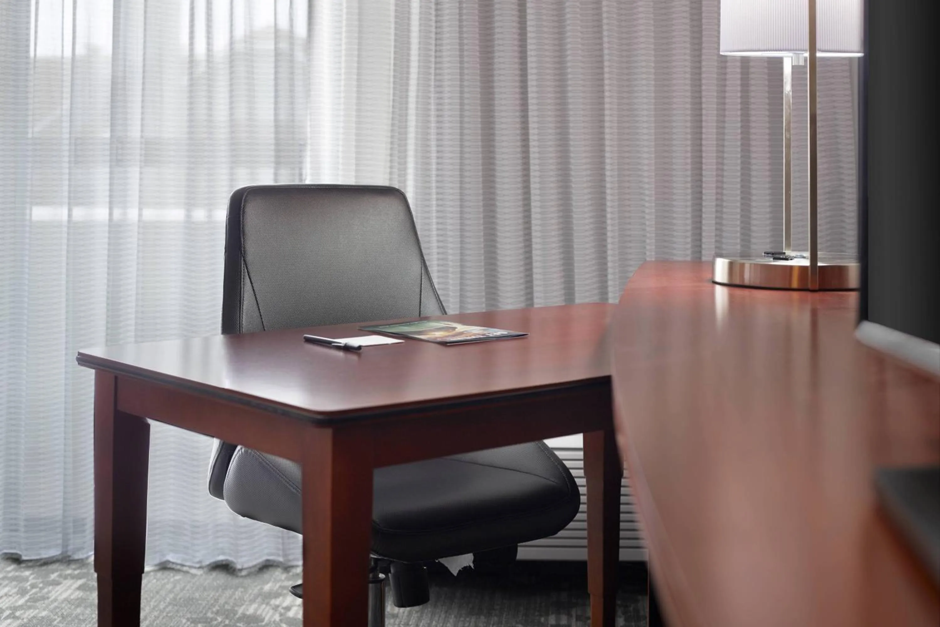 Photo of the whole room in Courtyard Greenville Haywood Mall