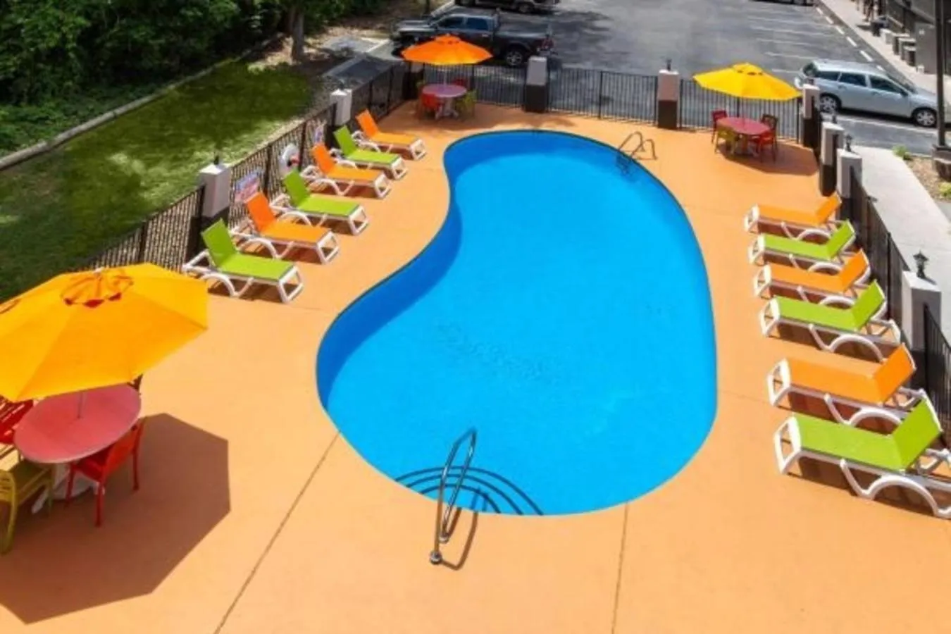 Swimming pool in Super 8 by Wyndham Pigeon Forge-Emert St