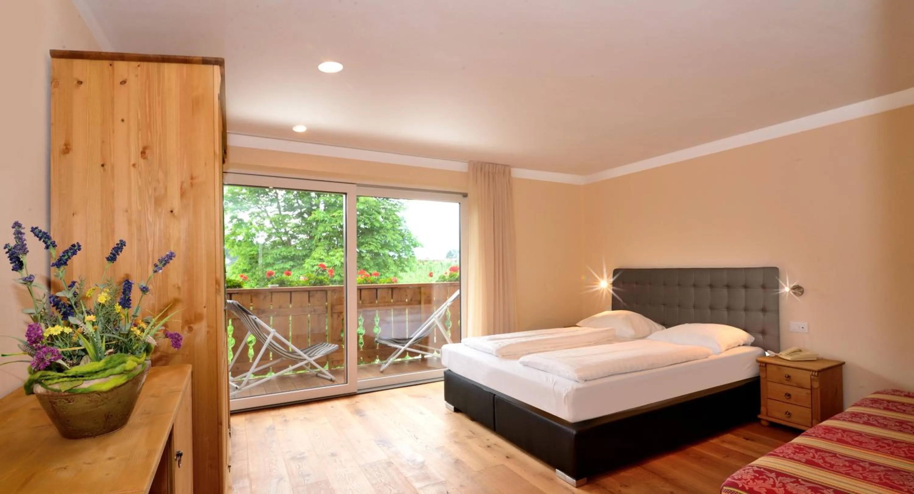 Bed in Hotel Flötscherhof