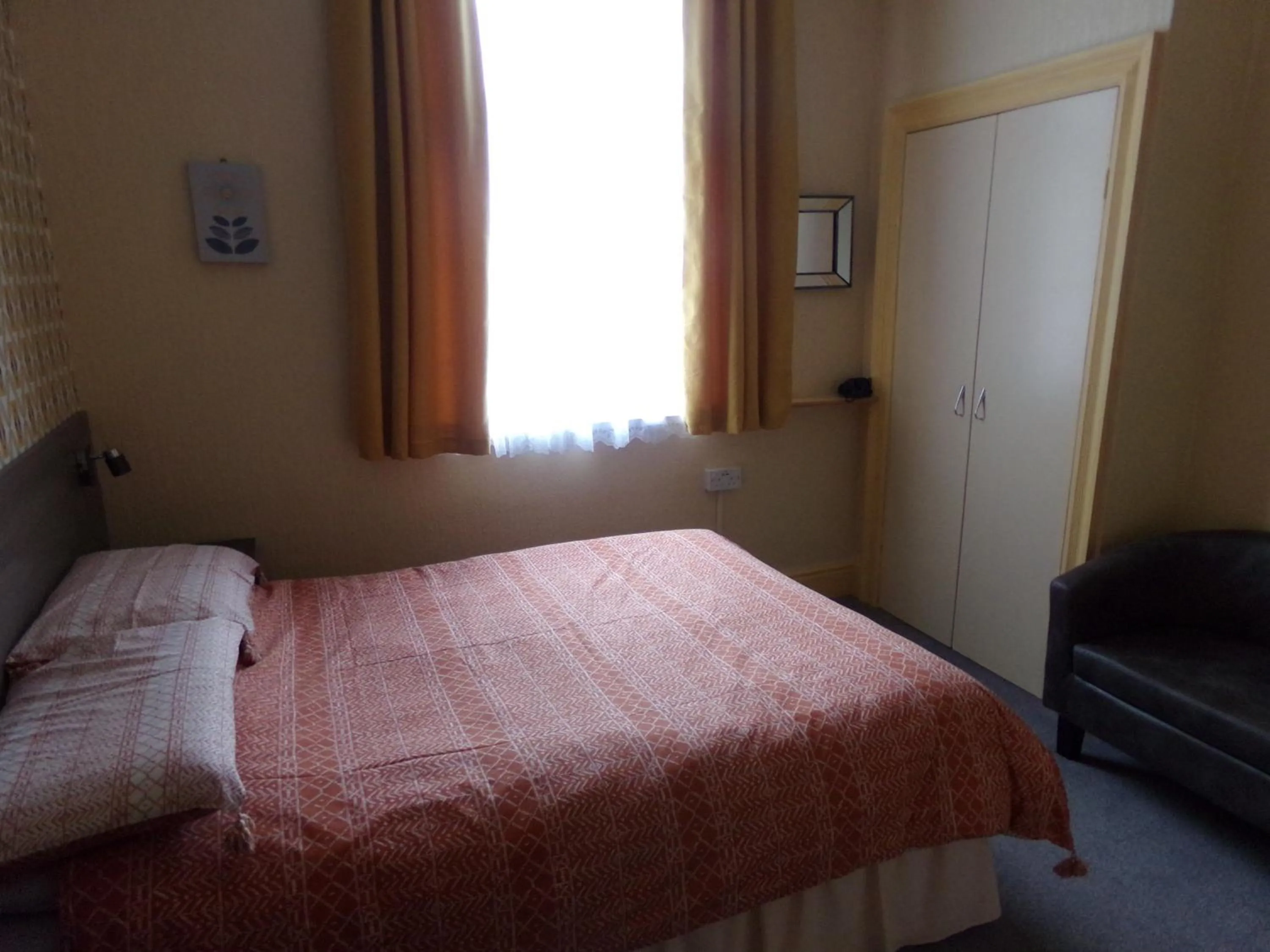 Bedroom, Bed in St Annes