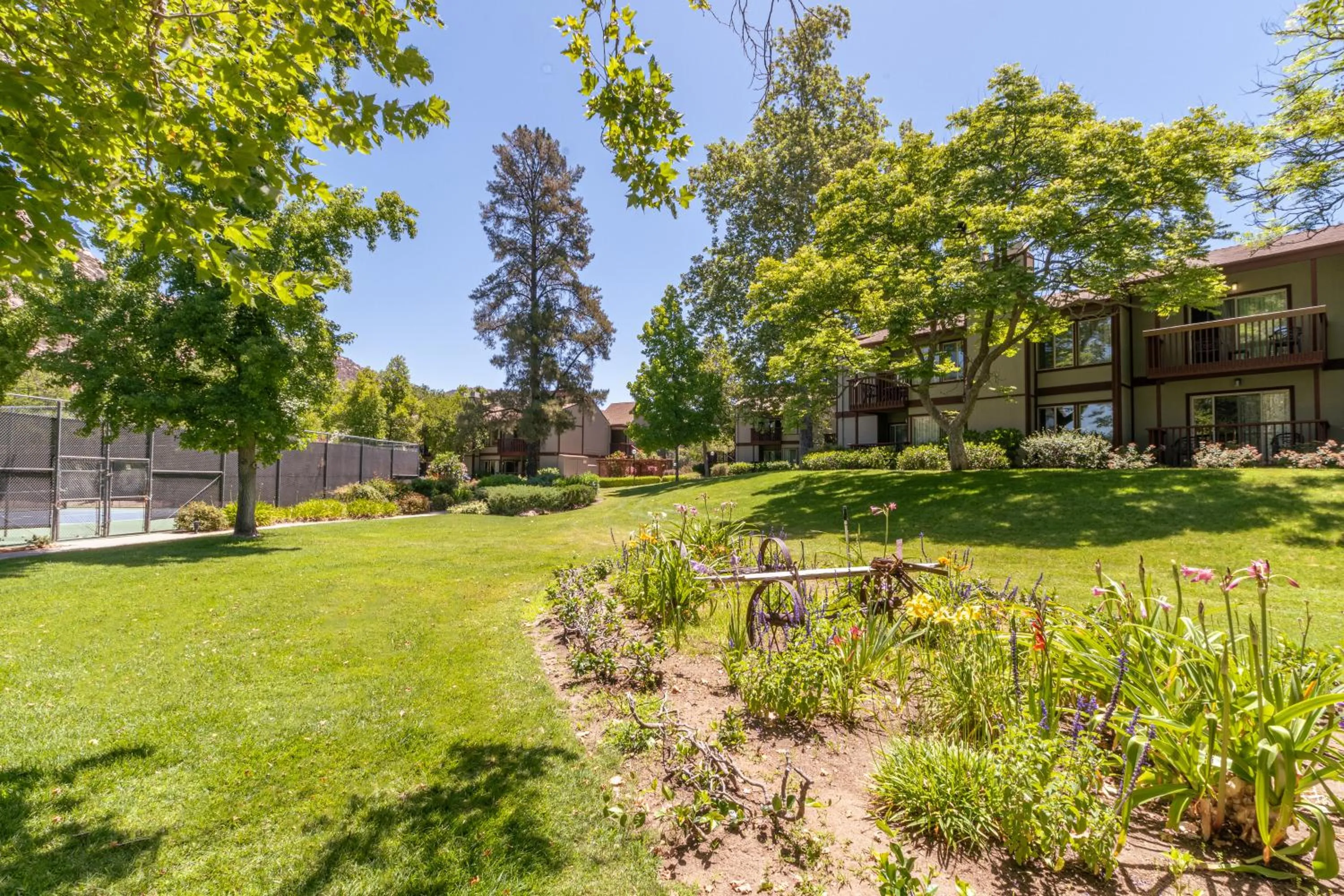 Property building in San Diego Country Estates