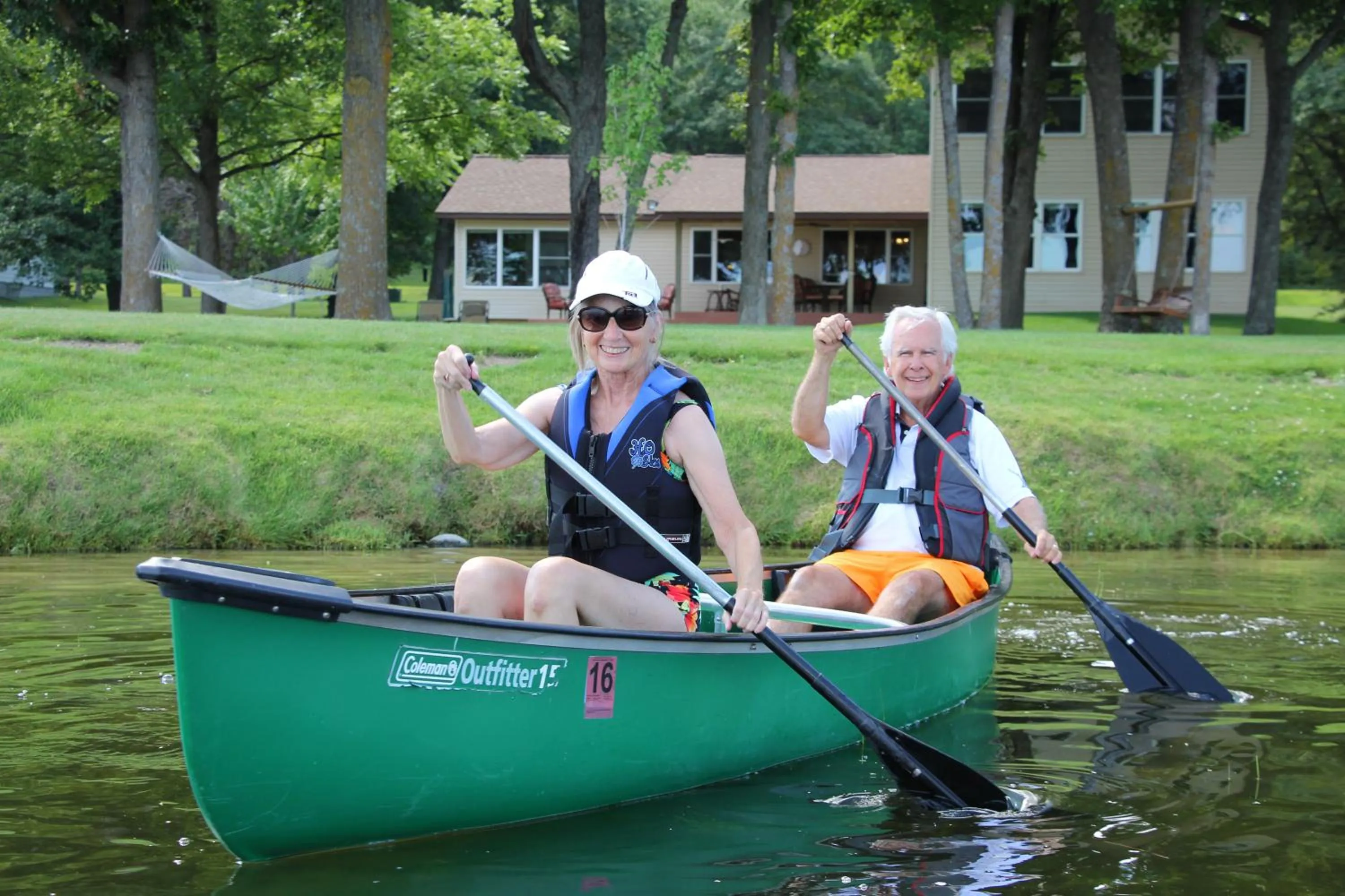 Canoeing in Leech Lake Resort Bed & Breakfast