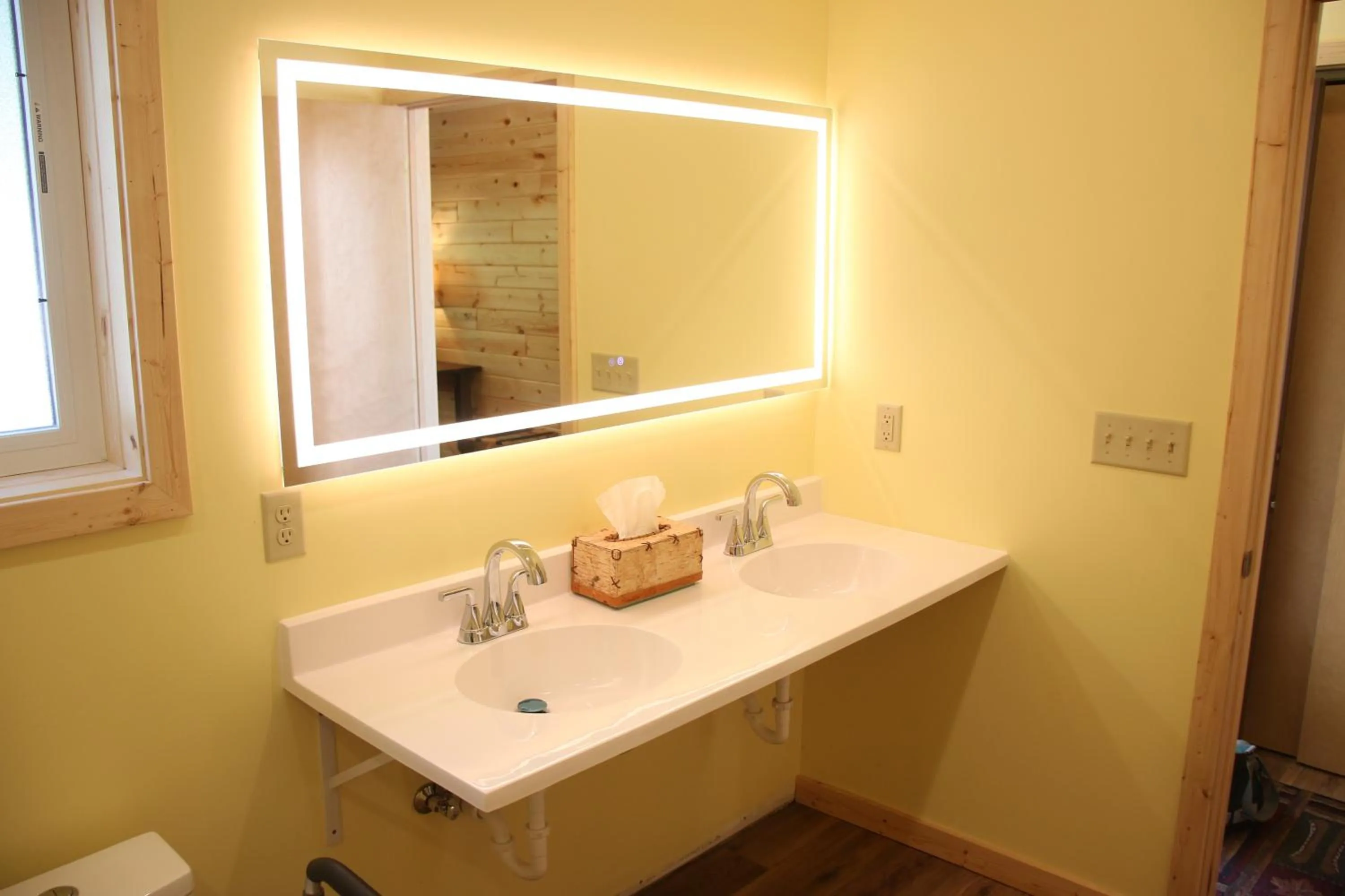 Bathroom in Leech Lake Resort Bed & Breakfast