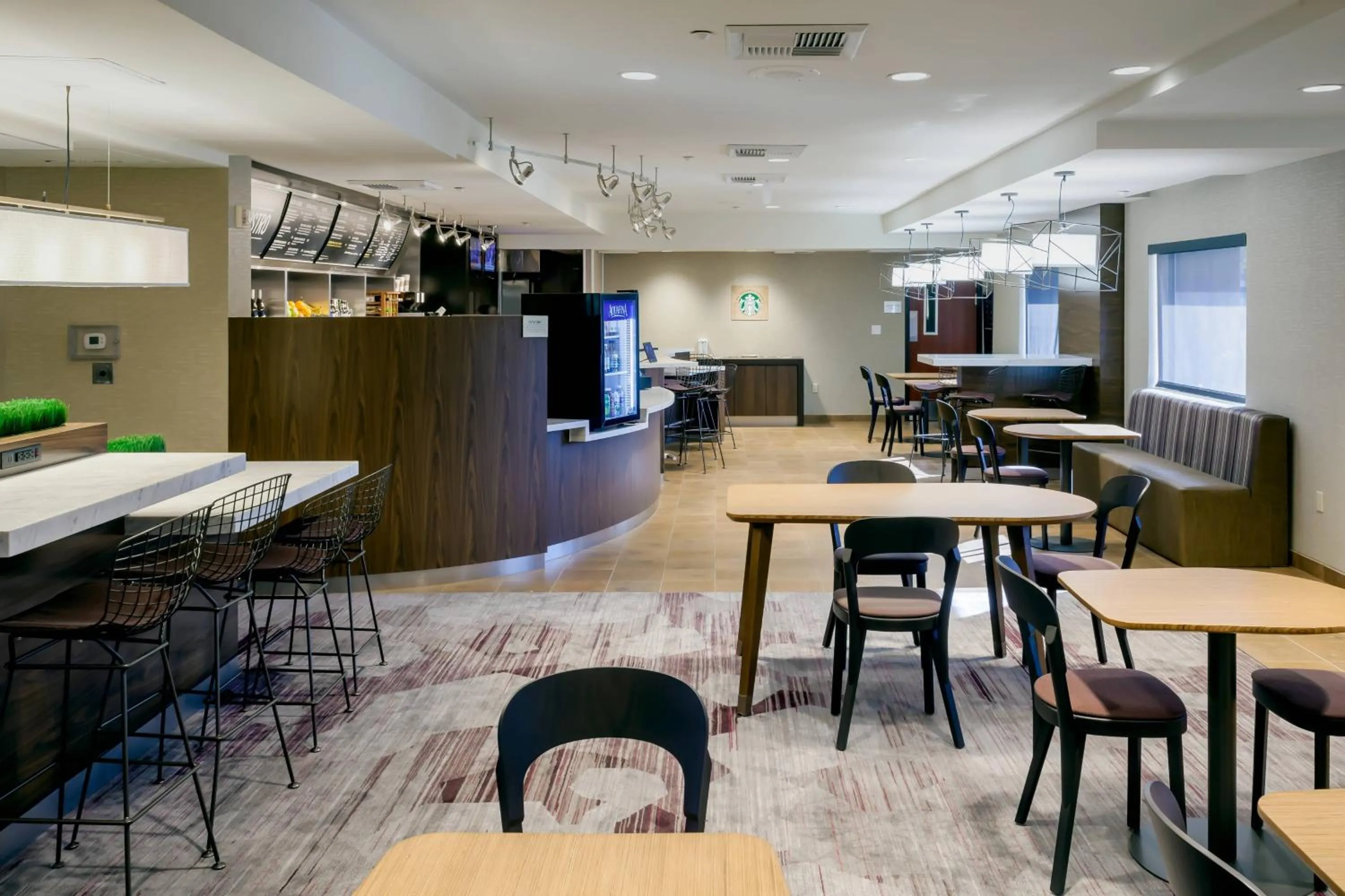 Restaurant/places to eat in Courtyard by Marriott Henderson - Green Valley - Las Vegas