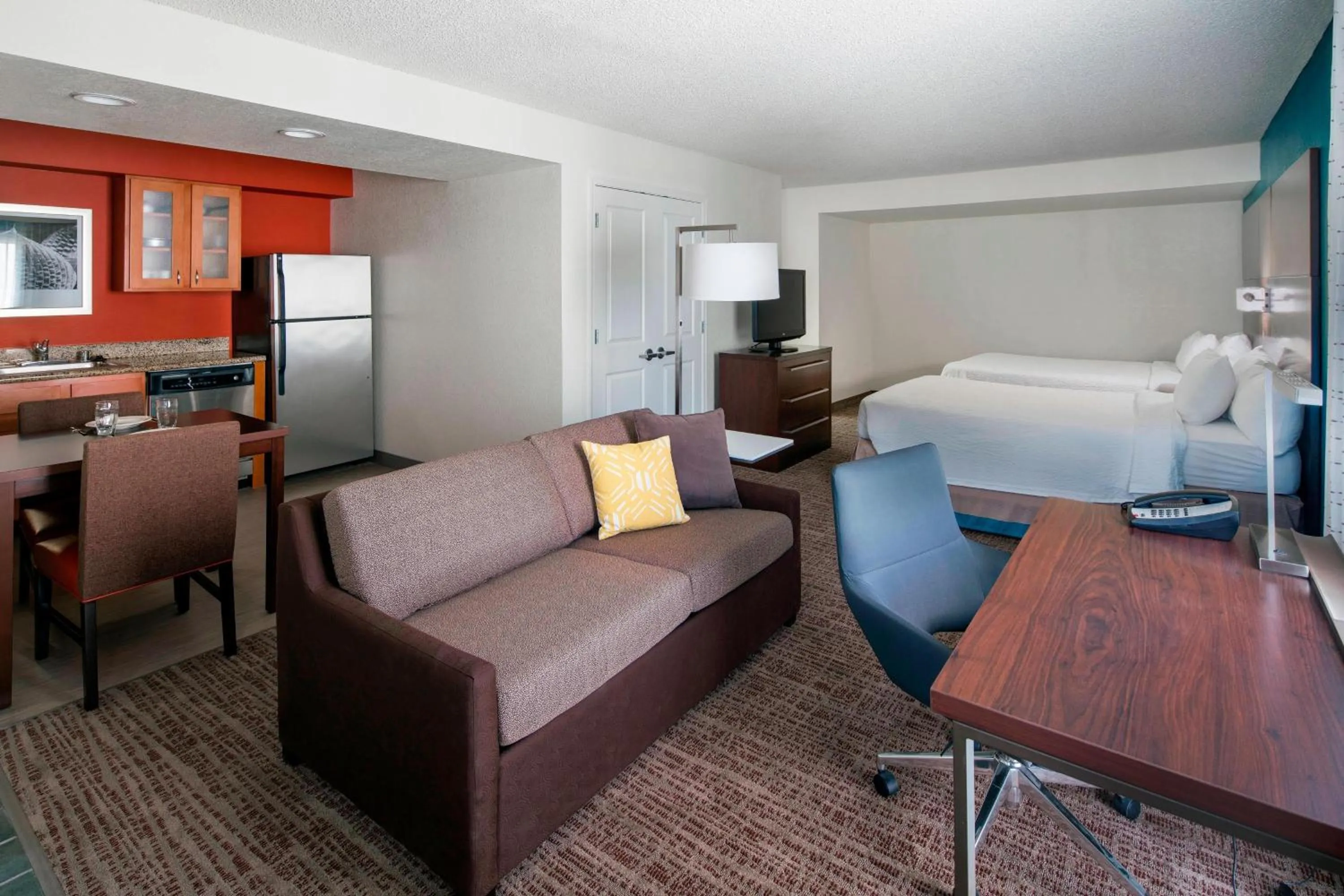 Photo of the whole room, Bed in Residence Inn Los Angeles Torrance/Redondo Beach