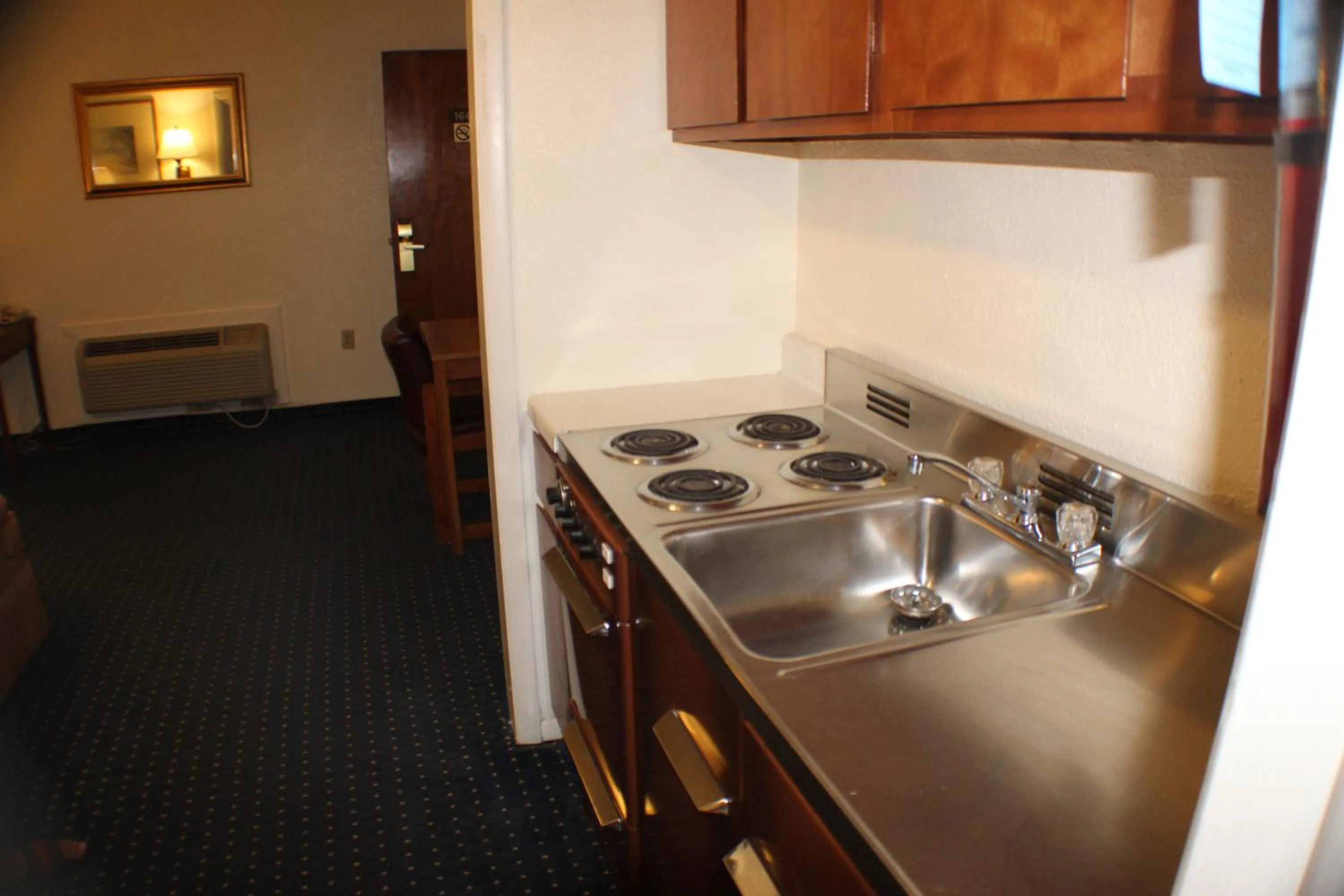 Americas Best Value Inn Geneva