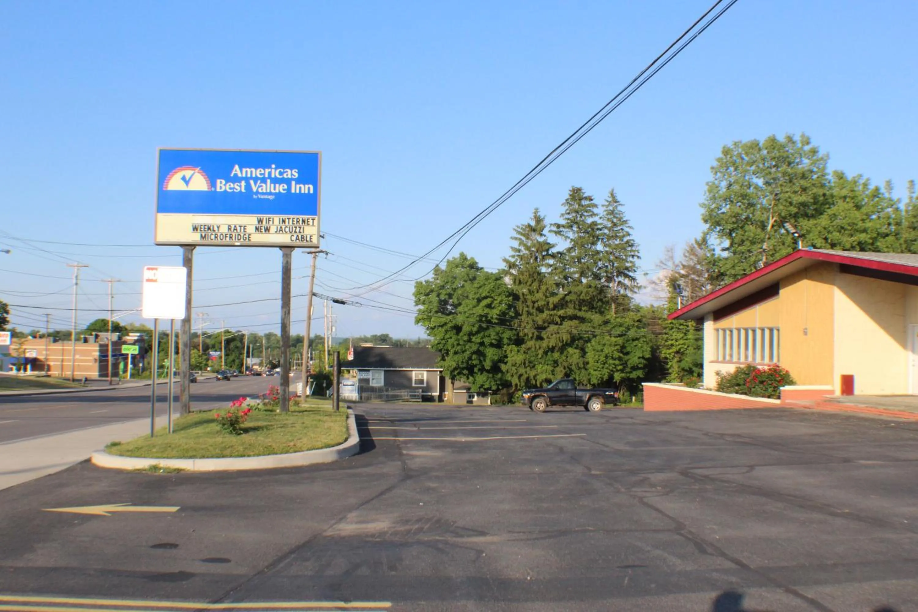 Property building in Americas Best Value Inn Geneva