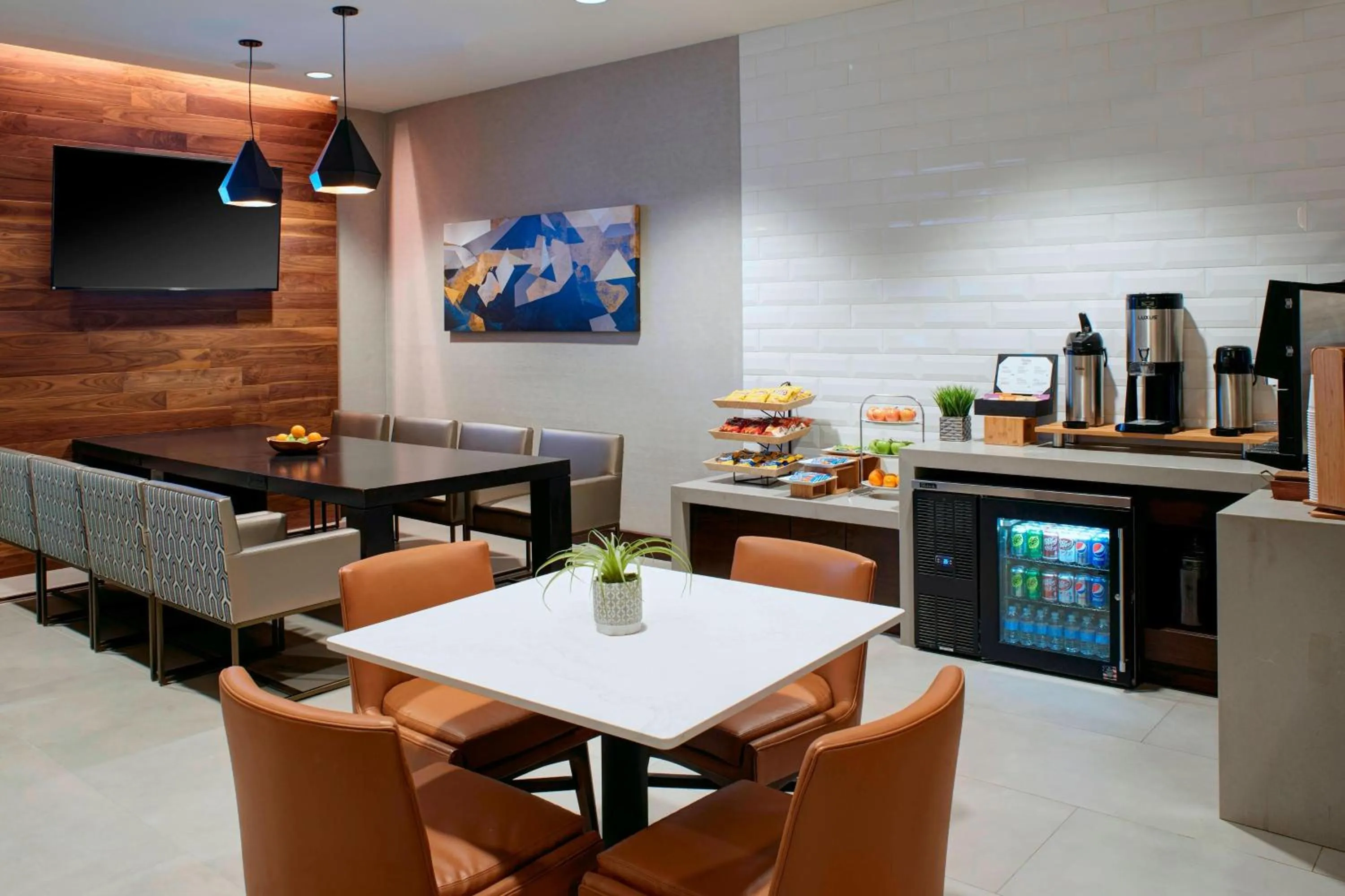 Lounge or bar in Kansas City Airport Marriott