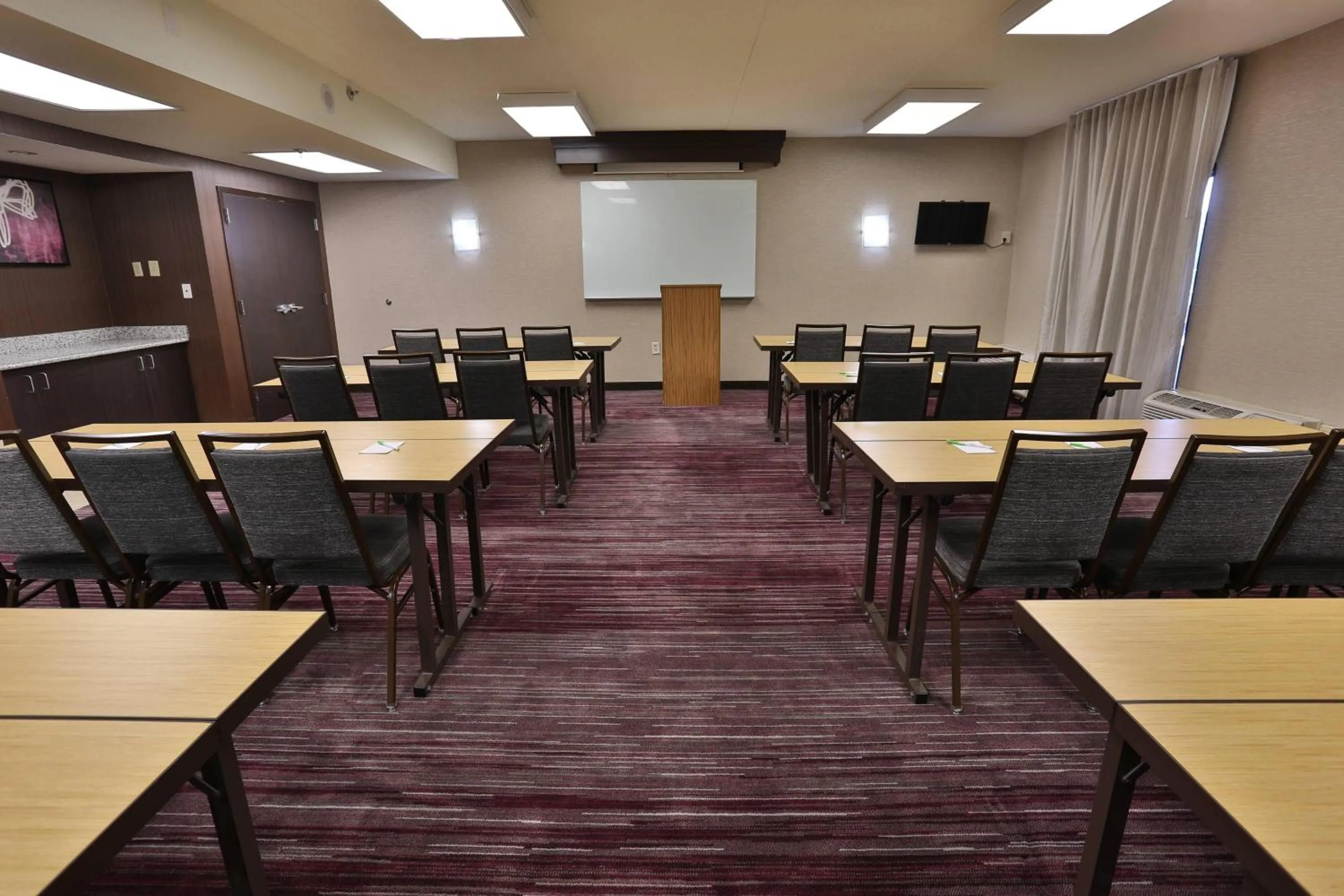 Meeting/conference room in Courtyard Montgomery