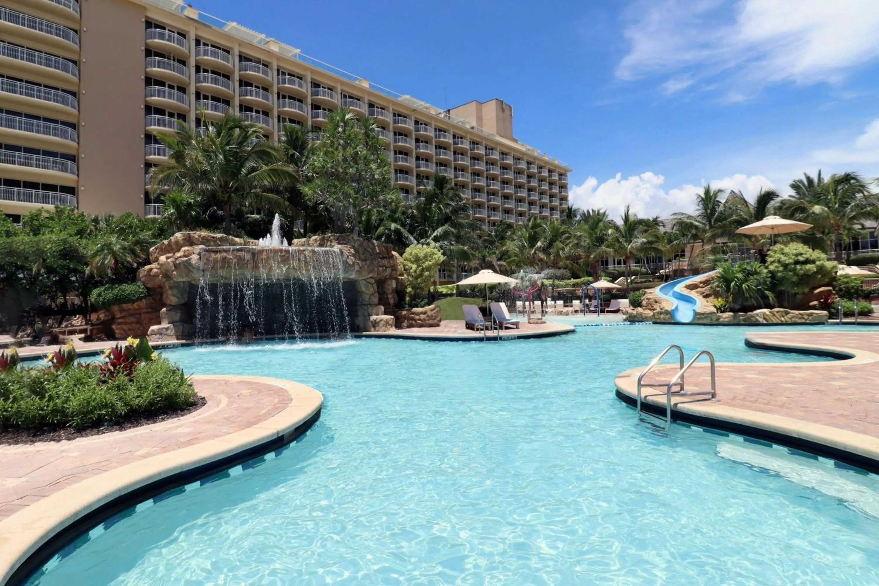 Swimming pool in JW Marriott Marco Island Beach Resort