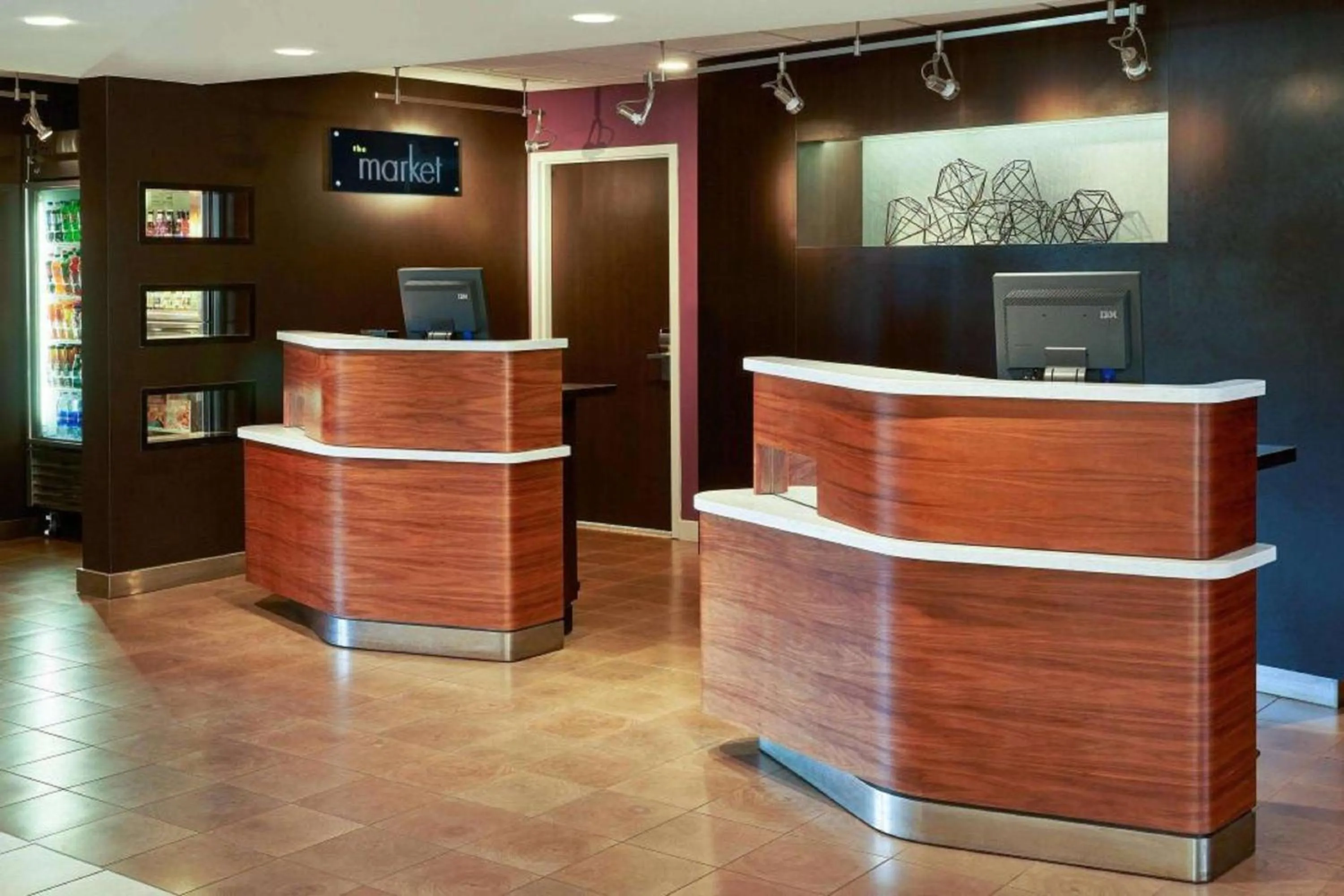 Lobby or reception in Sonesta Select Miami Lakes