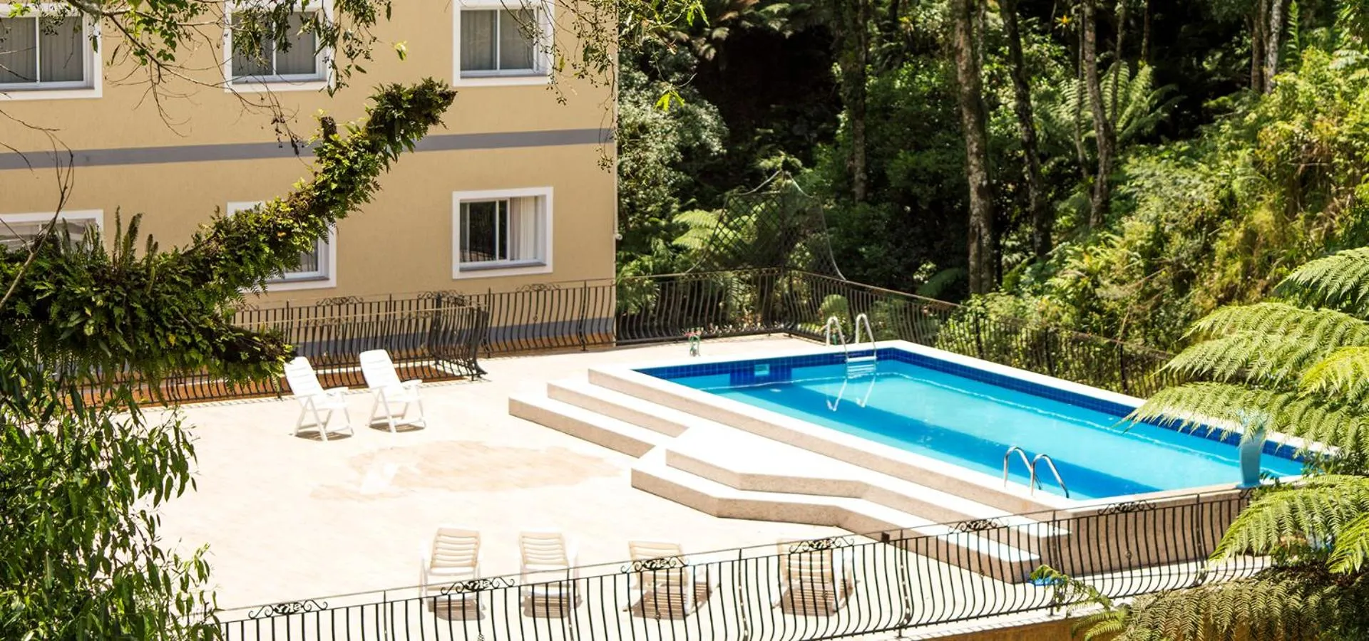 Garden view in Sky Serra Hotel