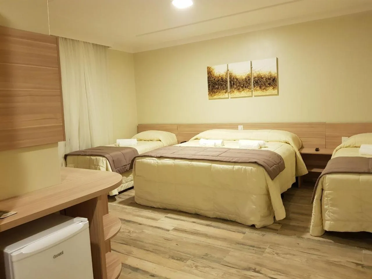 Bed in Sky Serra Hotel