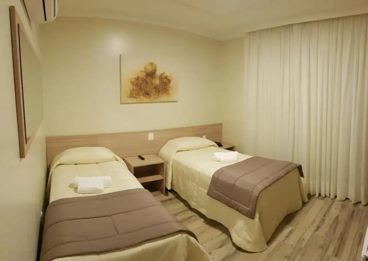 Deluxe Twin Room in Sky Serra Hotel Deluxe Twin Room in Sky Serra Hotel