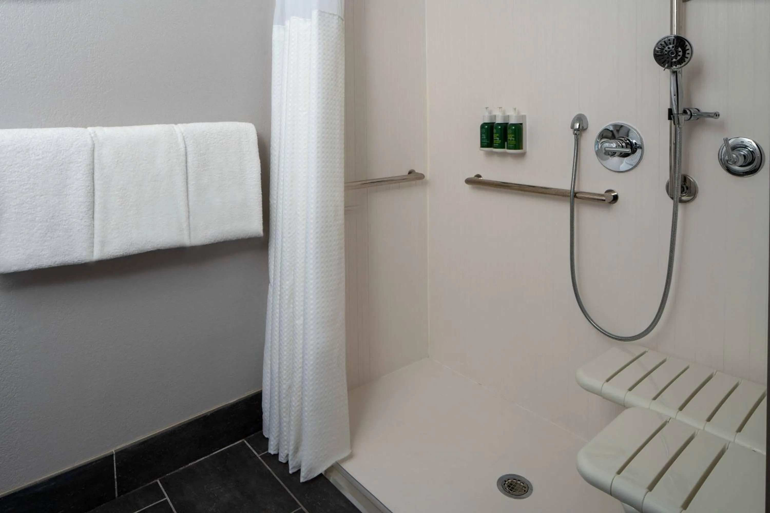 Bathroom in Courtyard by Marriott Covington / Mandeville