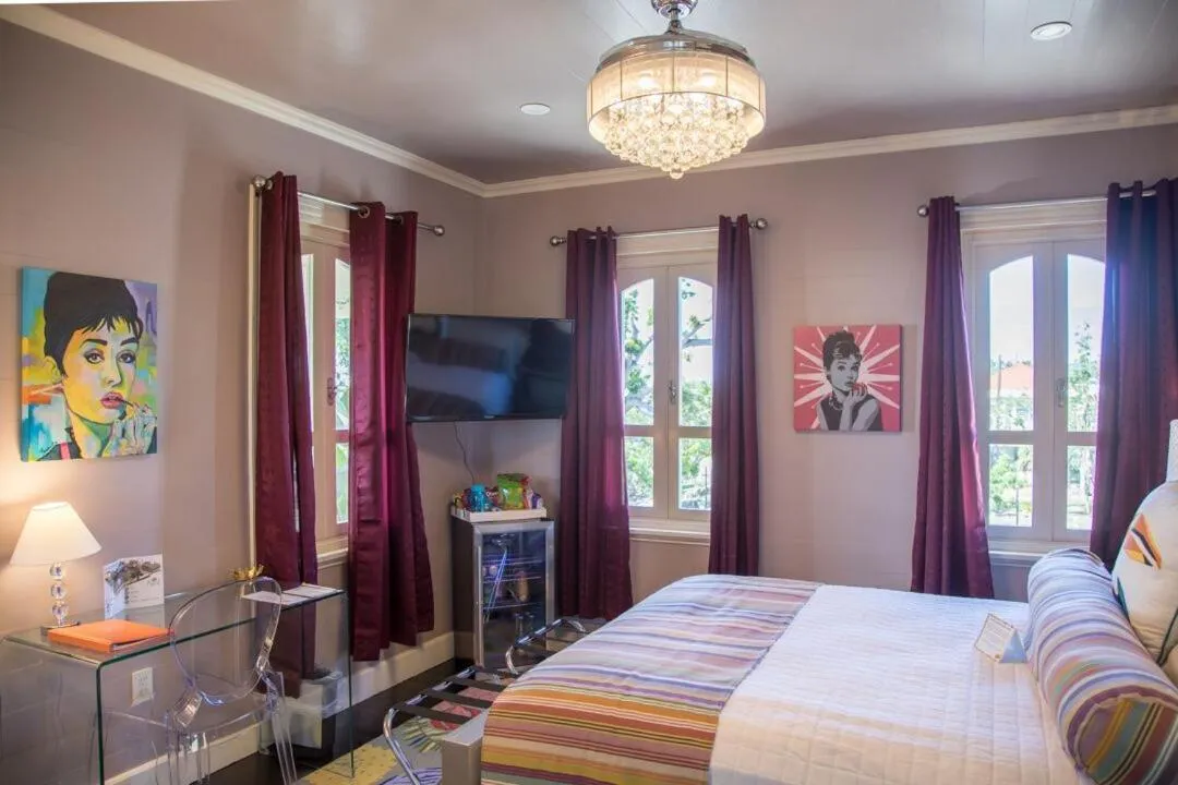 Bed in The Fred - Adults only Hotel