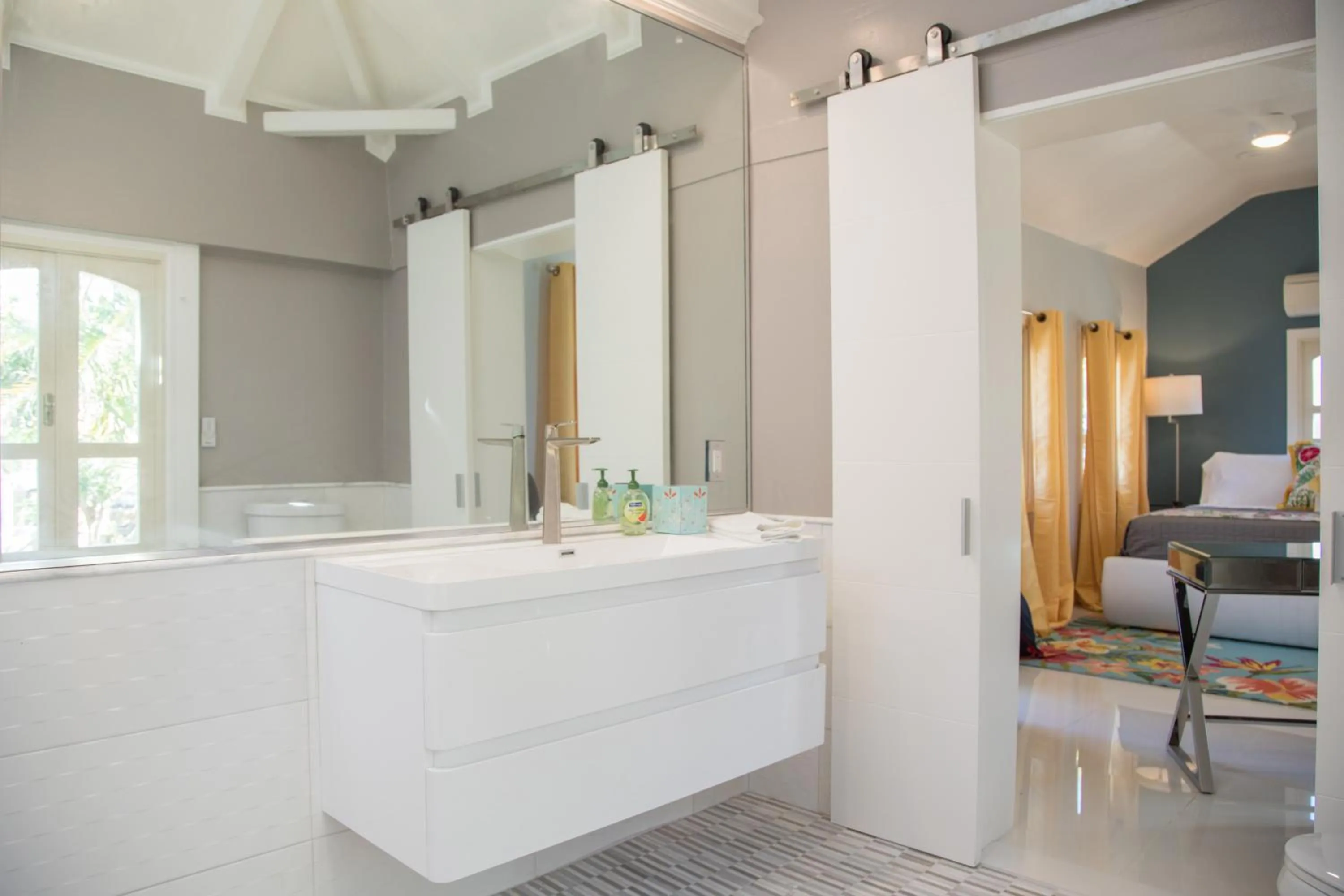 Bed in The Fred - Adults only Hotel