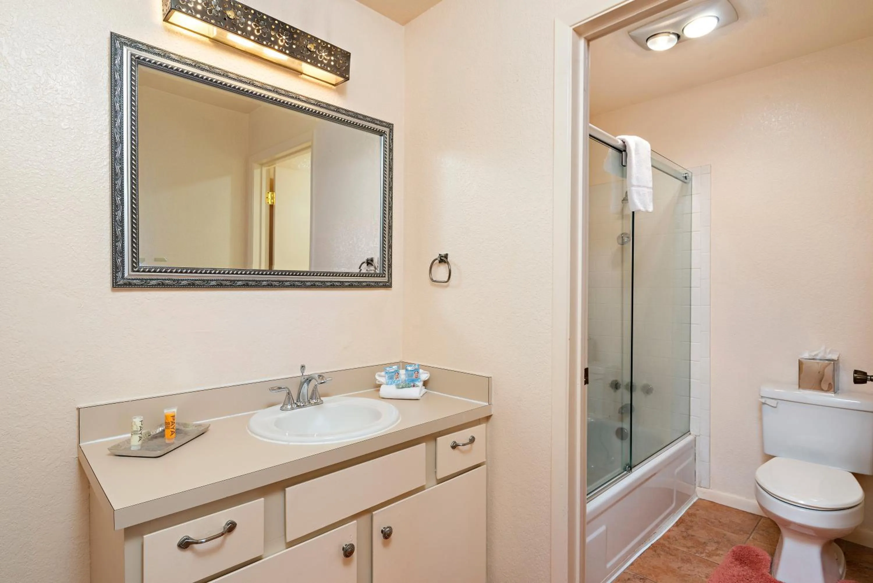 Bathroom in Fort Marcy Suites by All Seasons Resort Lodging