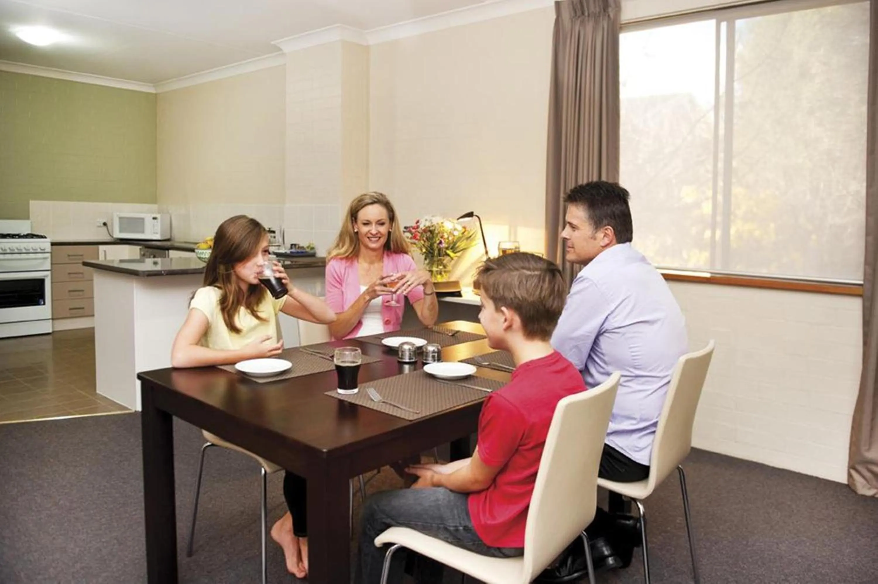 Dining area in Oxley Court Serviced Apartments