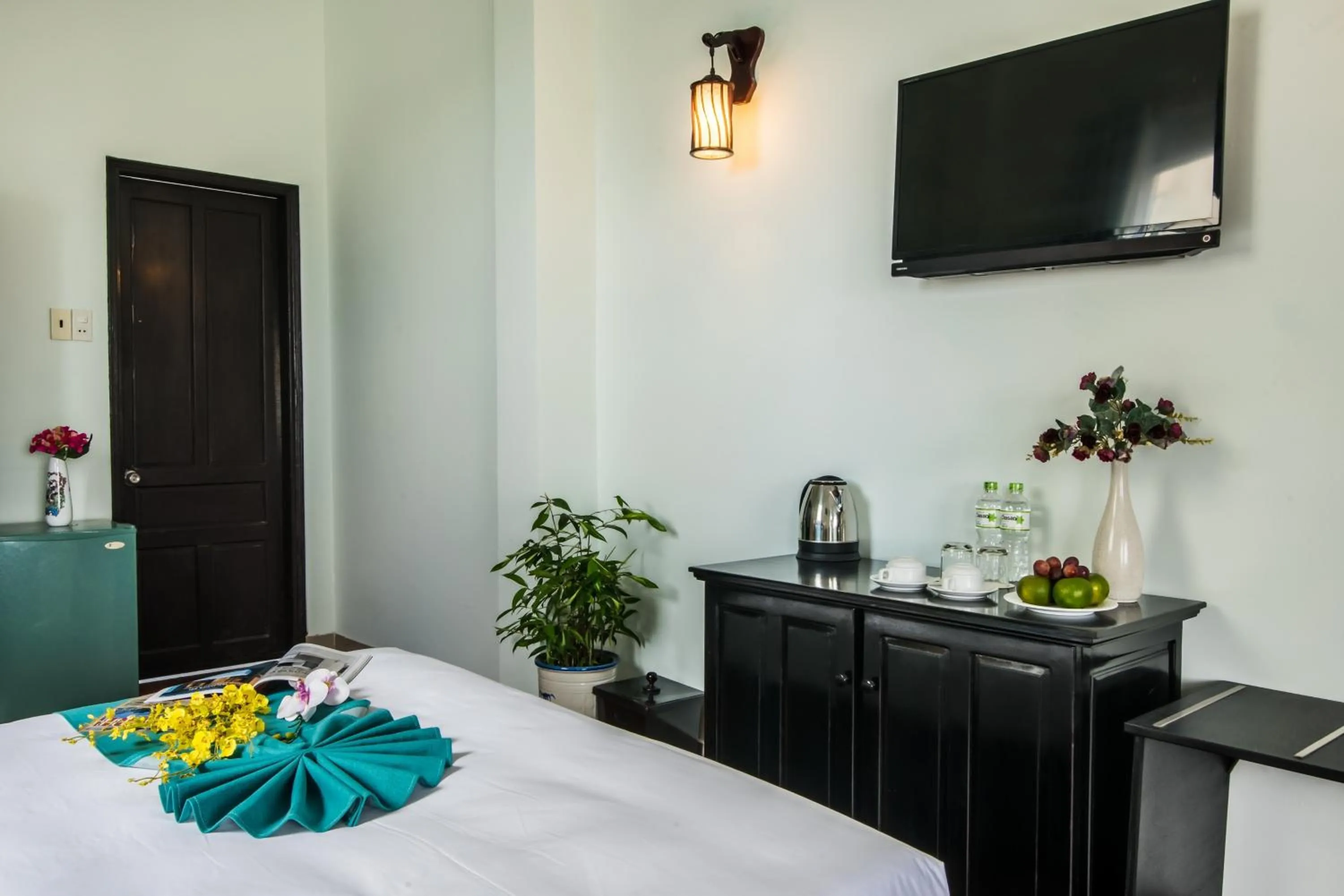 Bed in The Sunriver Boutique Hotel Hue