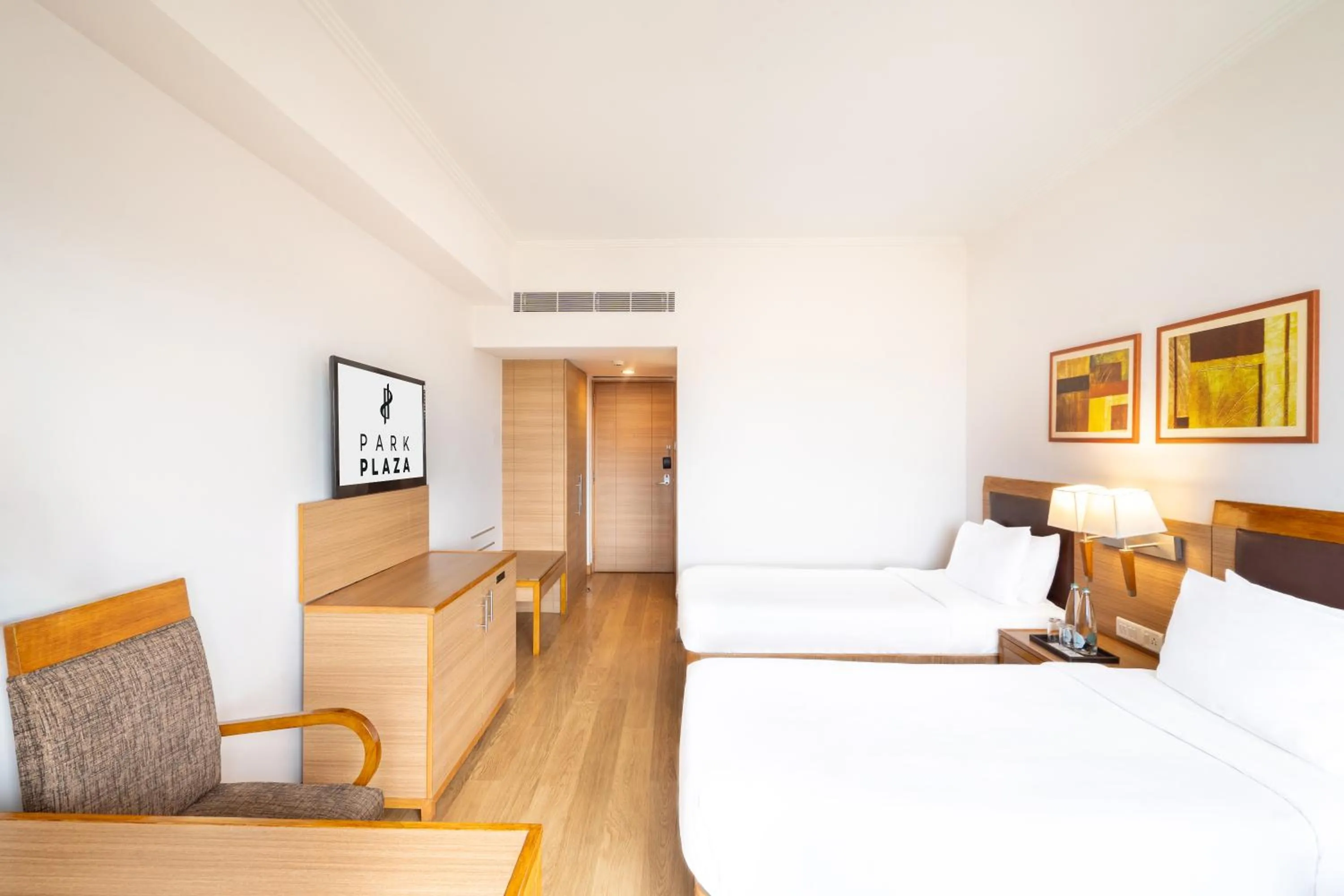 Bed in Park Plaza Chennai OMR