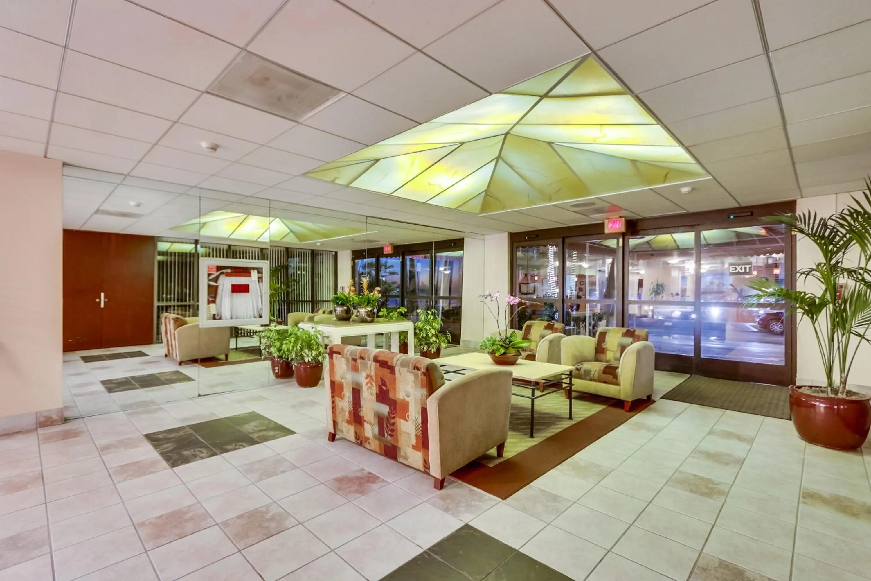 Lobby or reception in Capri by the Sea by All Seasons Resort Lodging